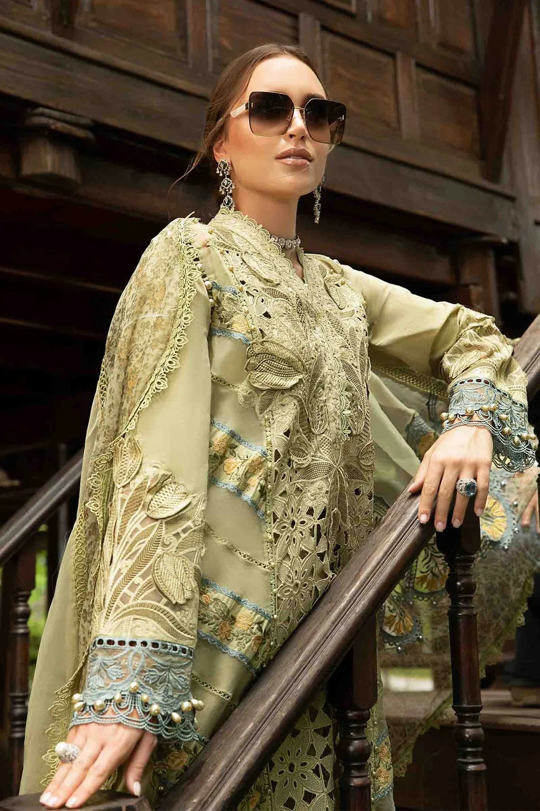Maria B - D-2410 - Rang-e-Khaas