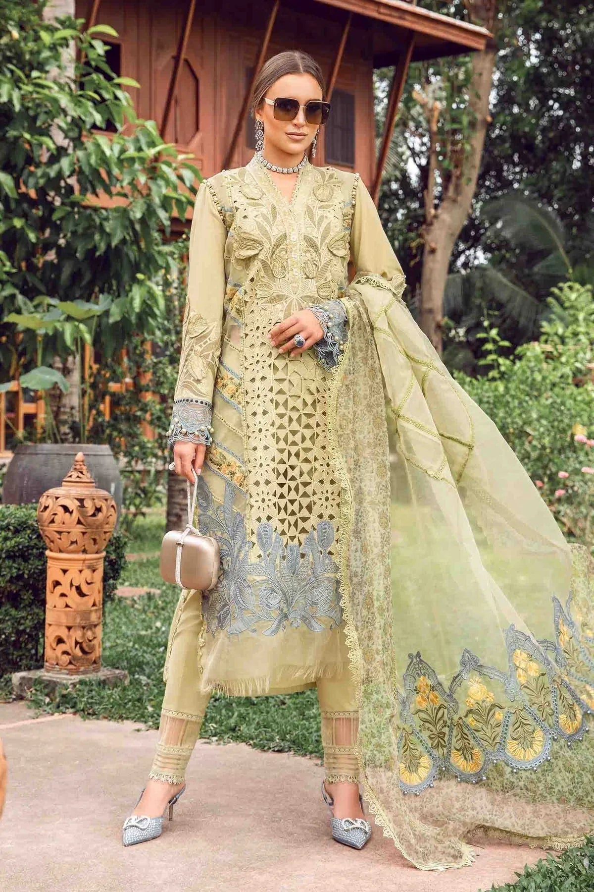 Maria B - D-2410 - Rang-e-Khaas