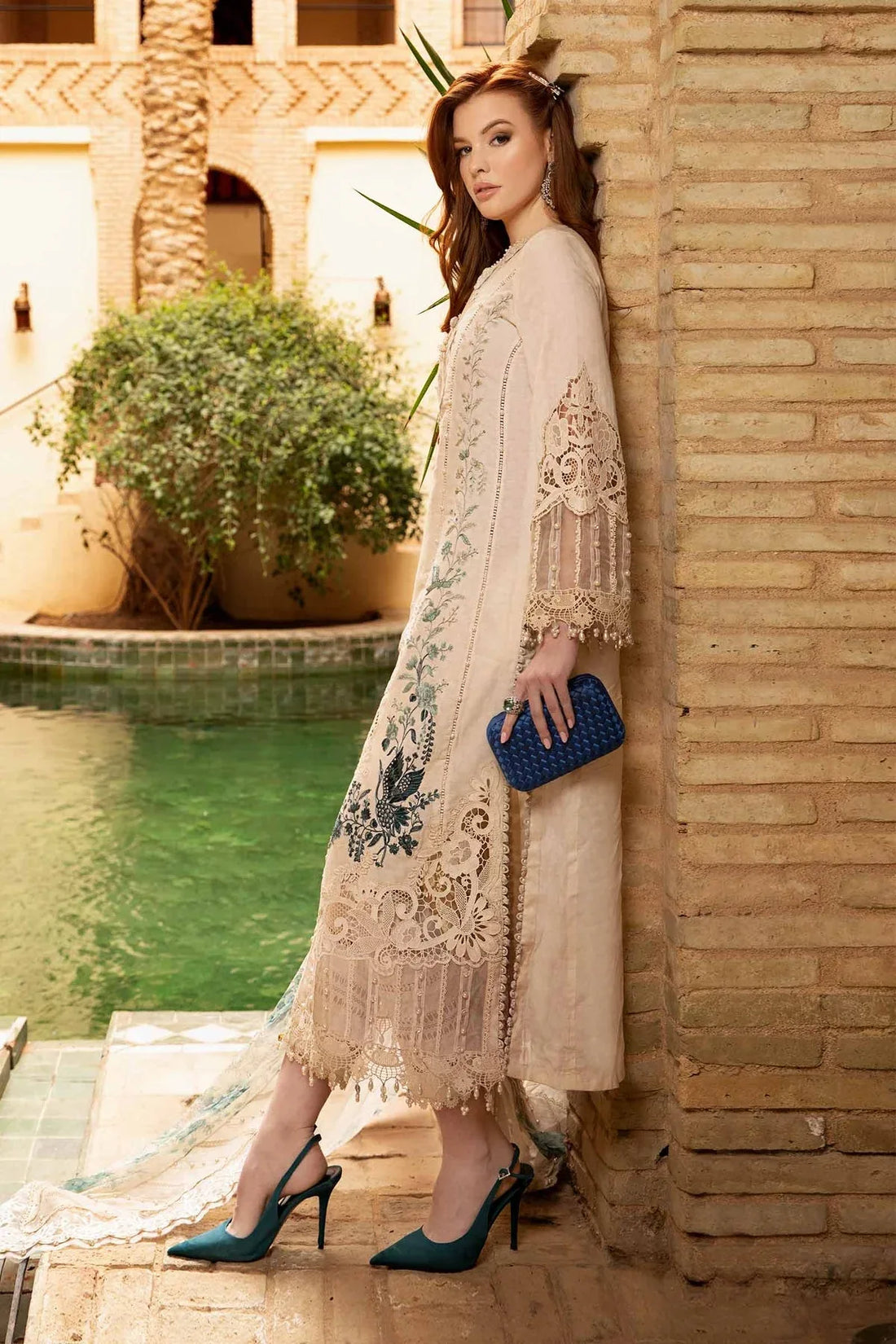 Maria B - D-2414-B - Lawn - Rang-e-Khaas