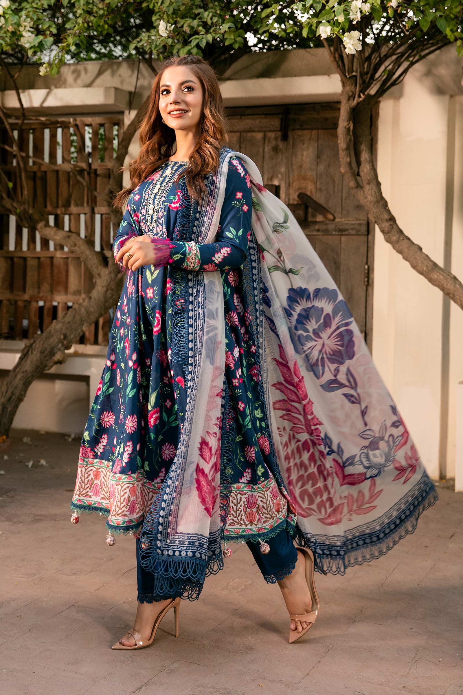 Maria B | Eid Basic Lawn | MB-CUS25-901B - Rang-e-Khaas