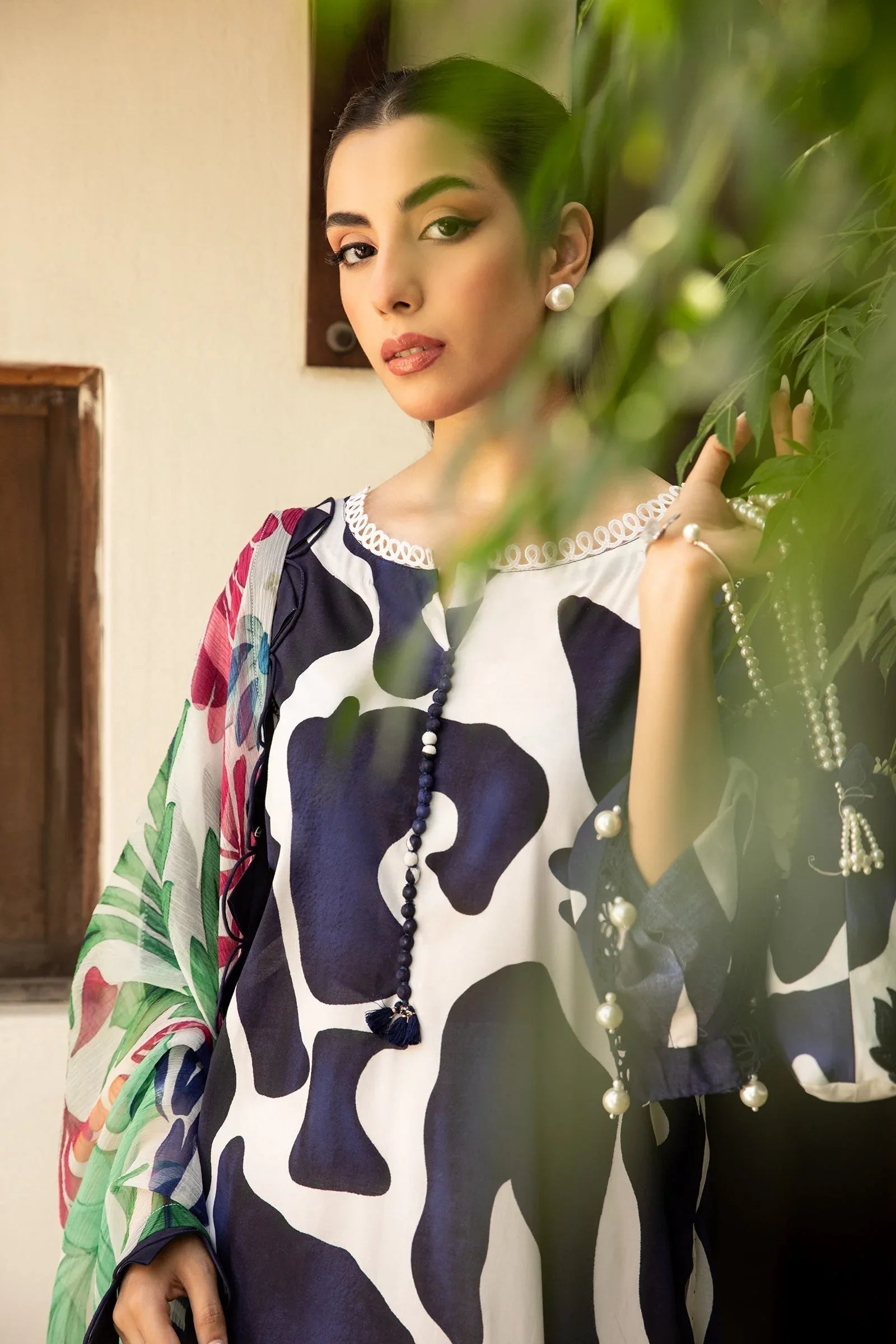 Maria B | Eid Basic Lawn | MB-CUS25-905B - Rang-e-Khaas