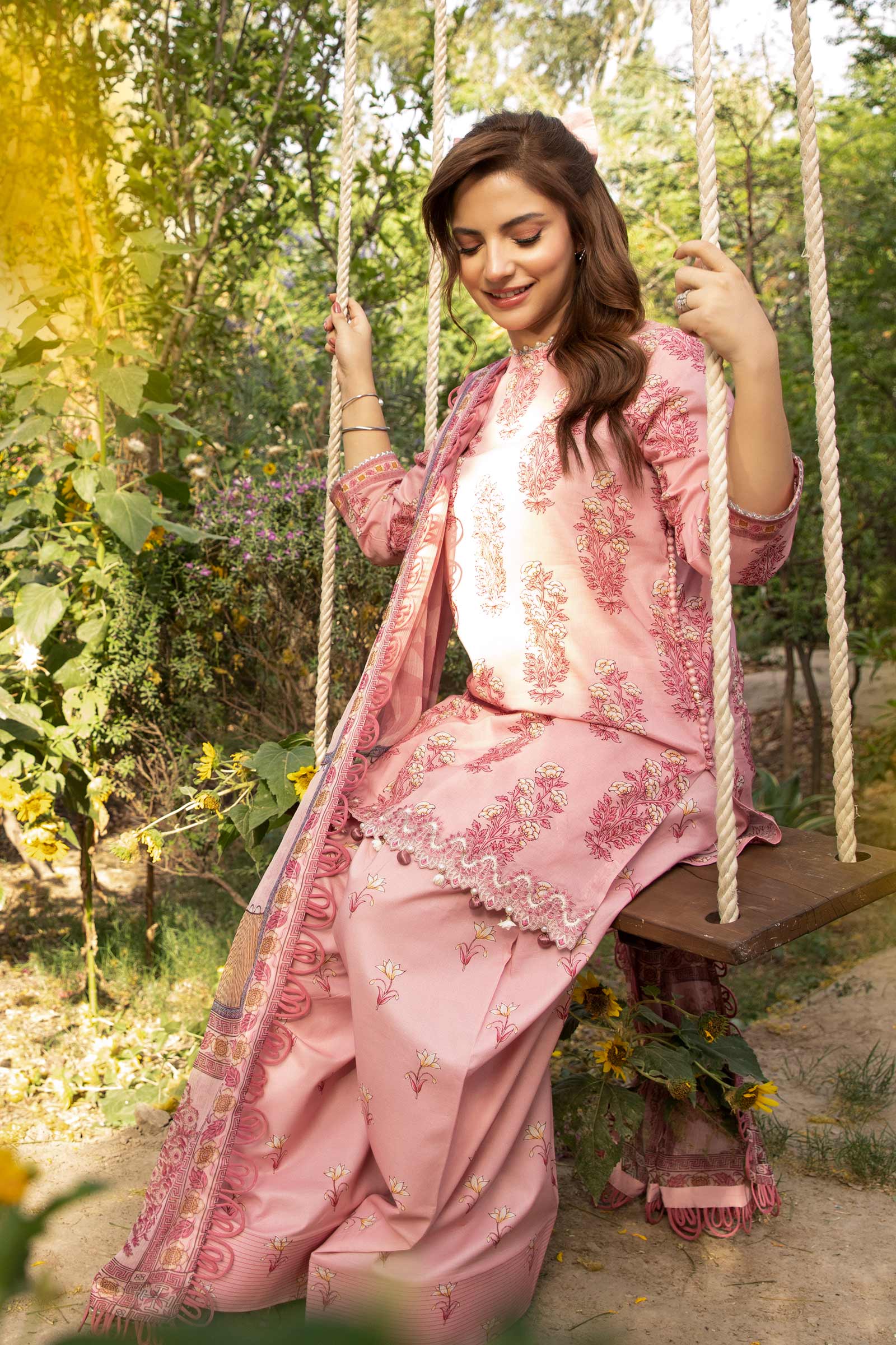Maria B | Eid Basic Lawn | MB-CUS25-908A - Rang-e-Khaas