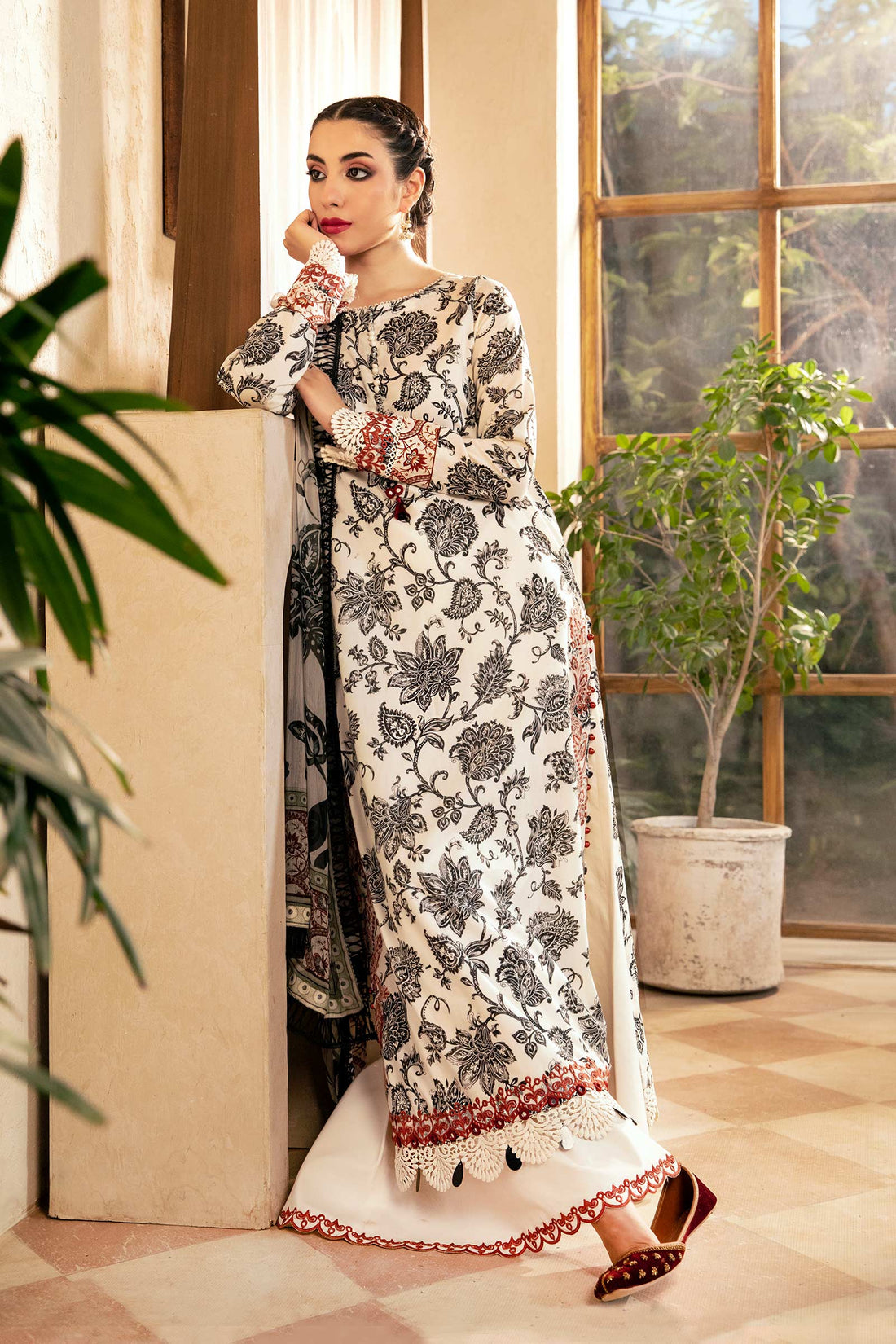 Maria B | Eid Basic Lawn | MB-CUS25-909A - Rang-e-Khaas