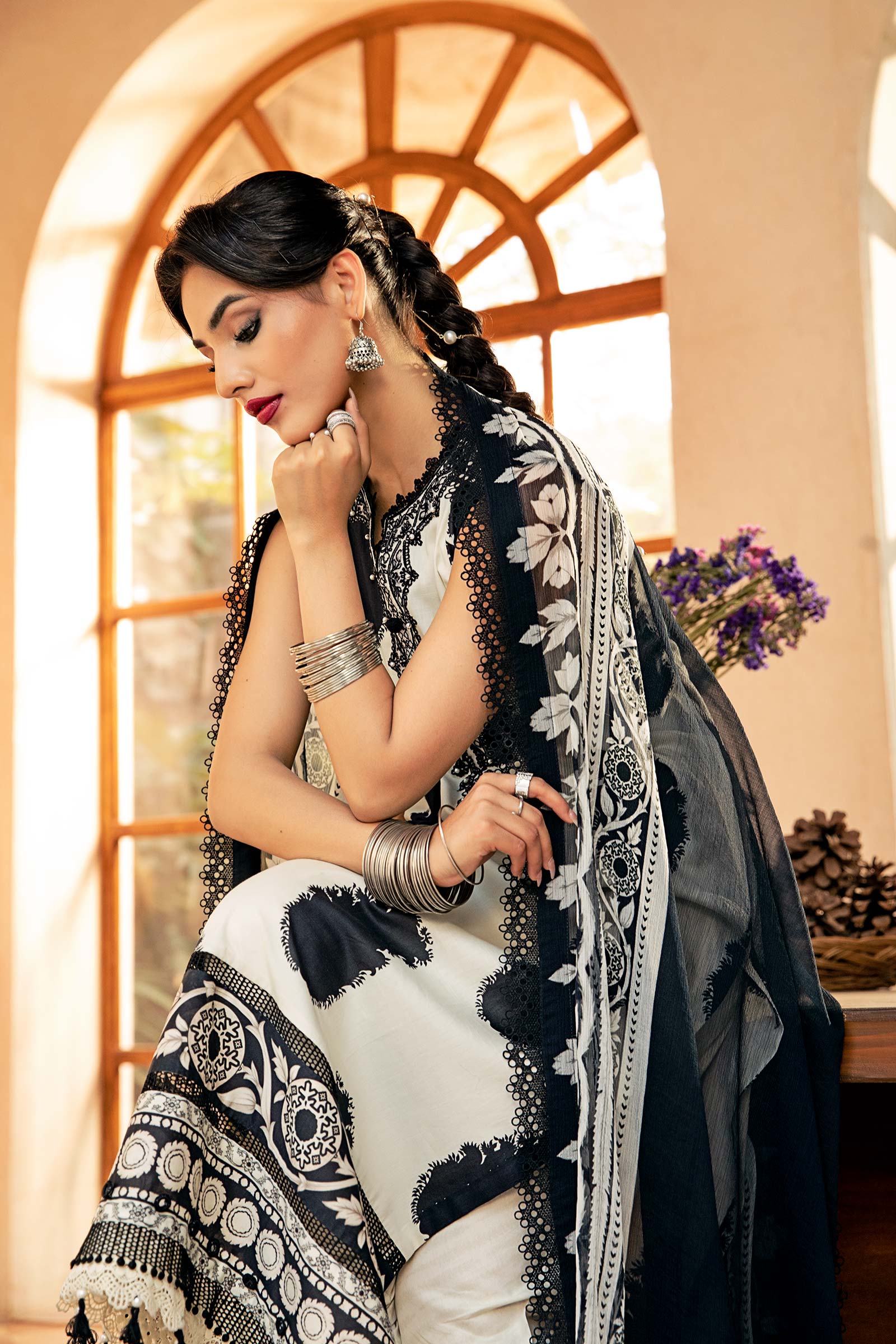 Maria B | Eid Basic Lawn | MB-CUS25-911B - Rang-e-Khaas