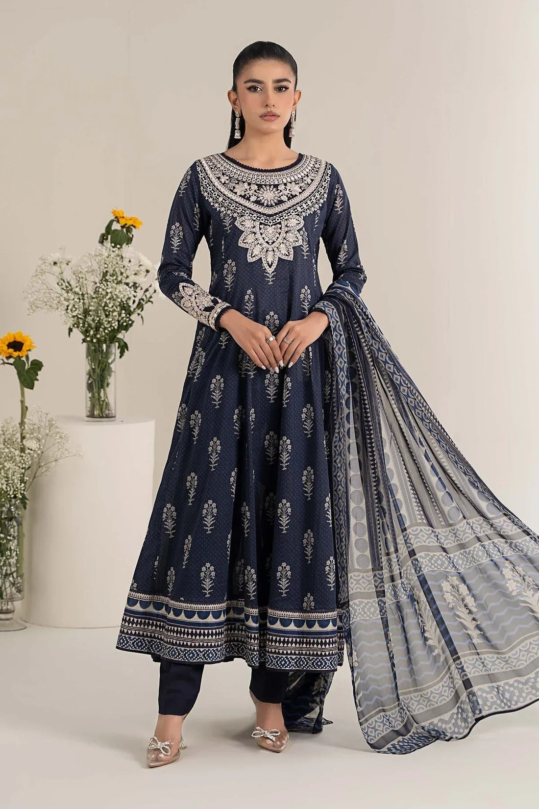 Maria B | Formal Wears | DW-EF25-22 - Rang-e-Khaas