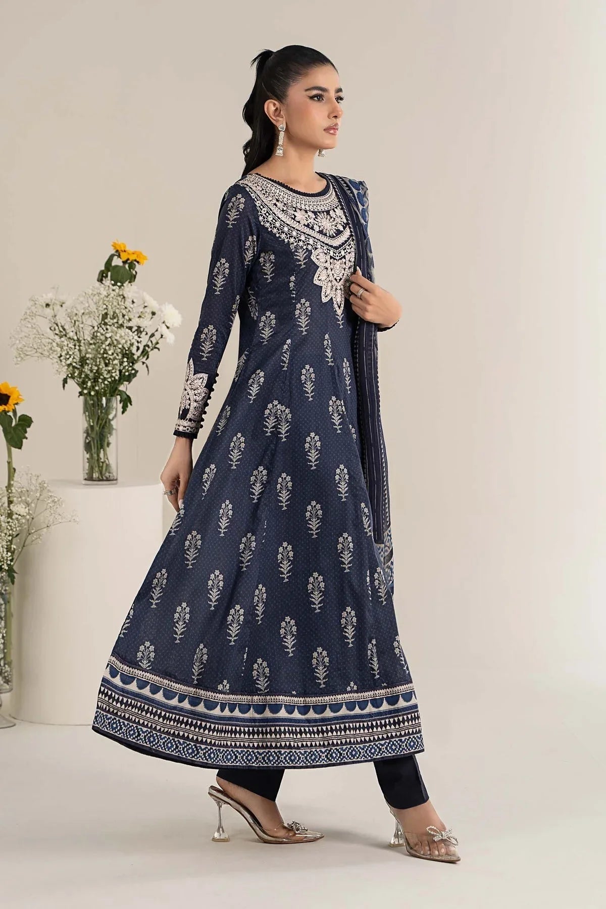 Maria B | Formal Wears | DW-EF25-22 - Rang-e-Khaas