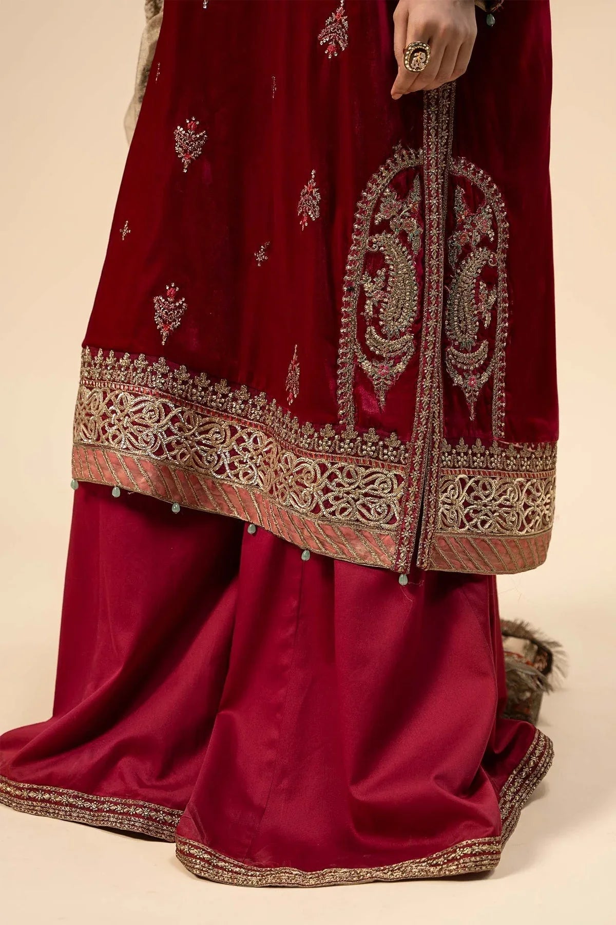 Maria B | Formal Wears | Velvet Suit | SF-W24-29 - Rang-e-Khaas
