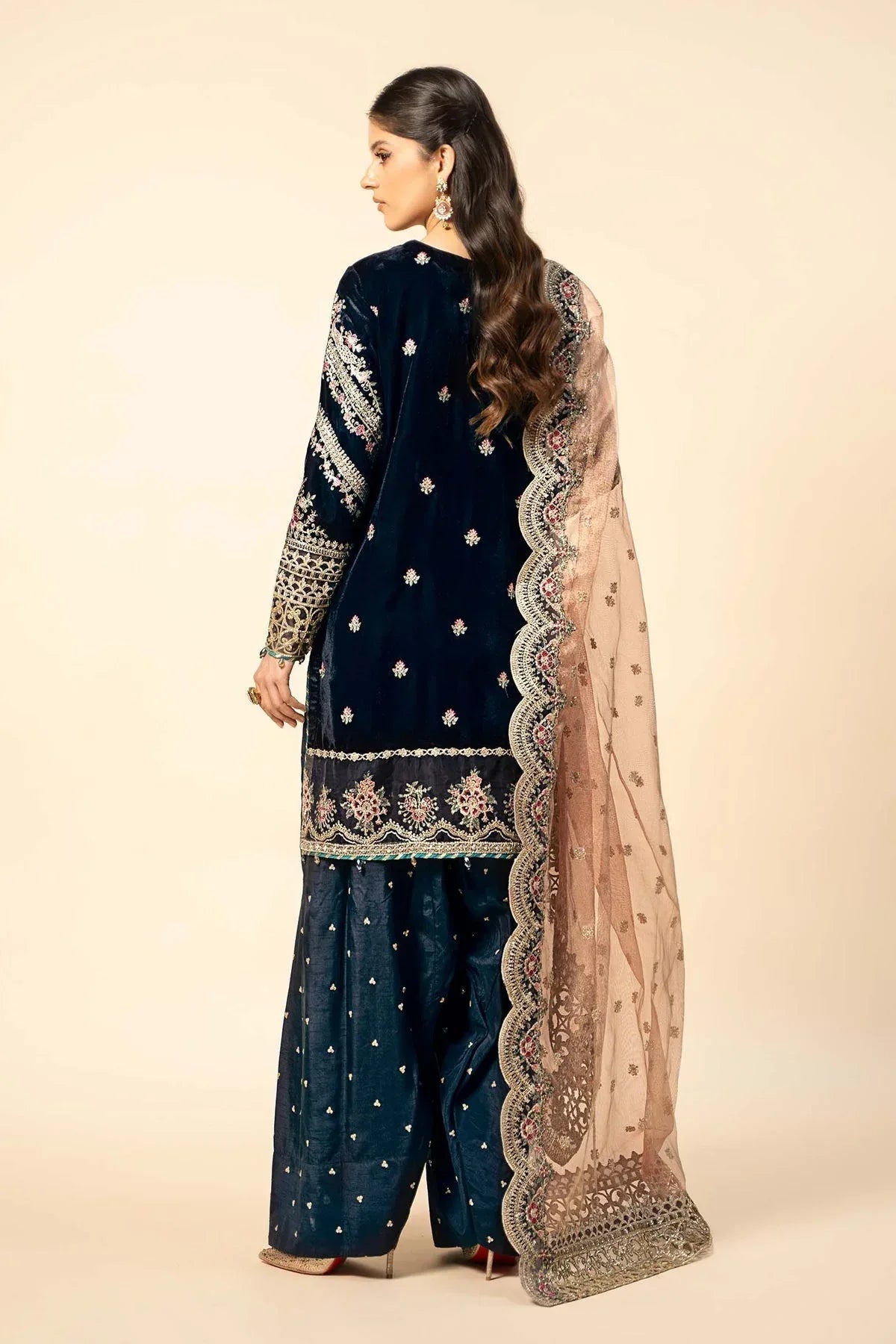 Maria B | Formal Wears | Velvet Suit | SF-W24-80 - Rang-e-Khaas
