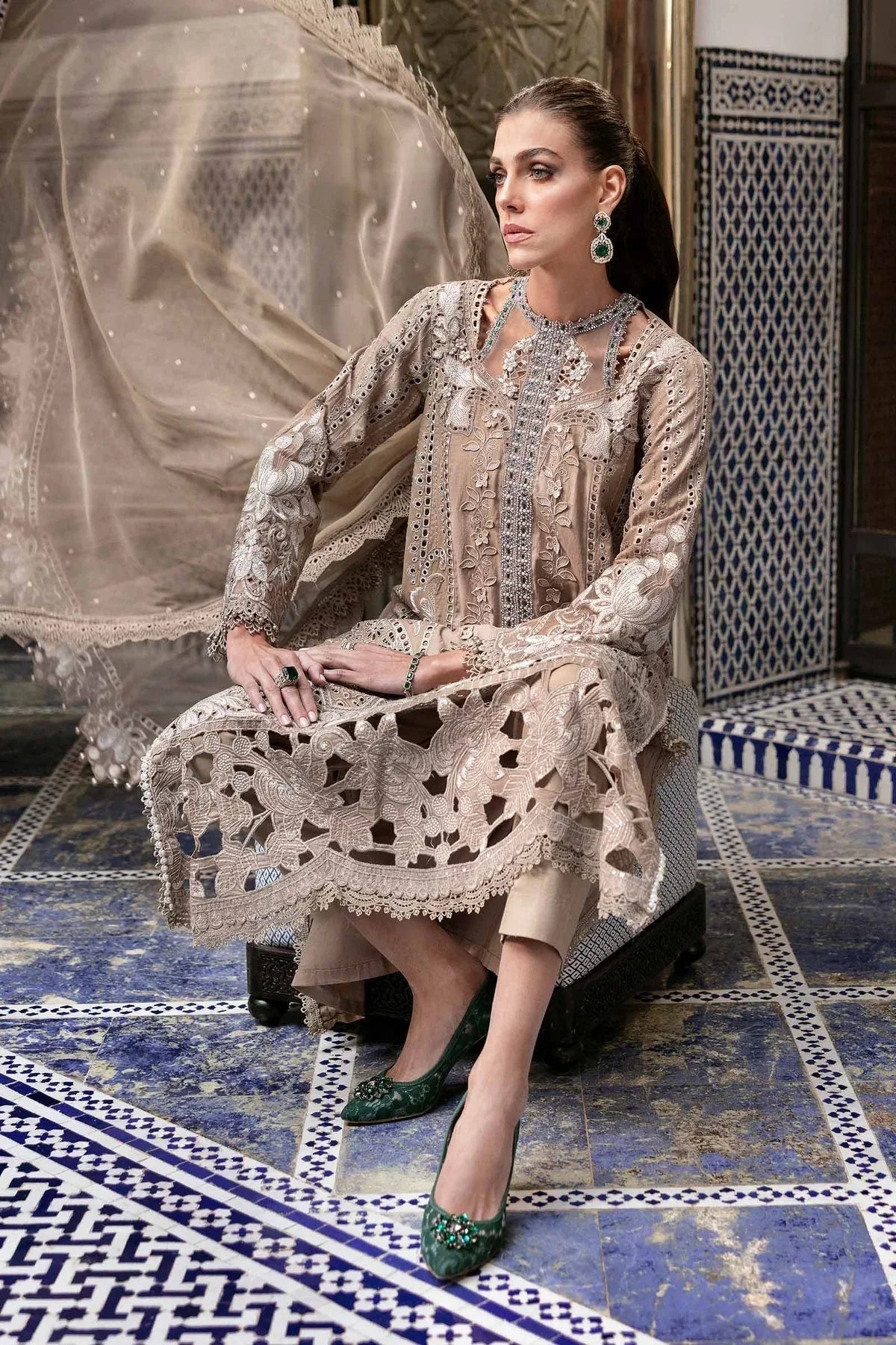 Maria B | Luxury Lawn 25 | D-2502-A - Rang-e-Khaas