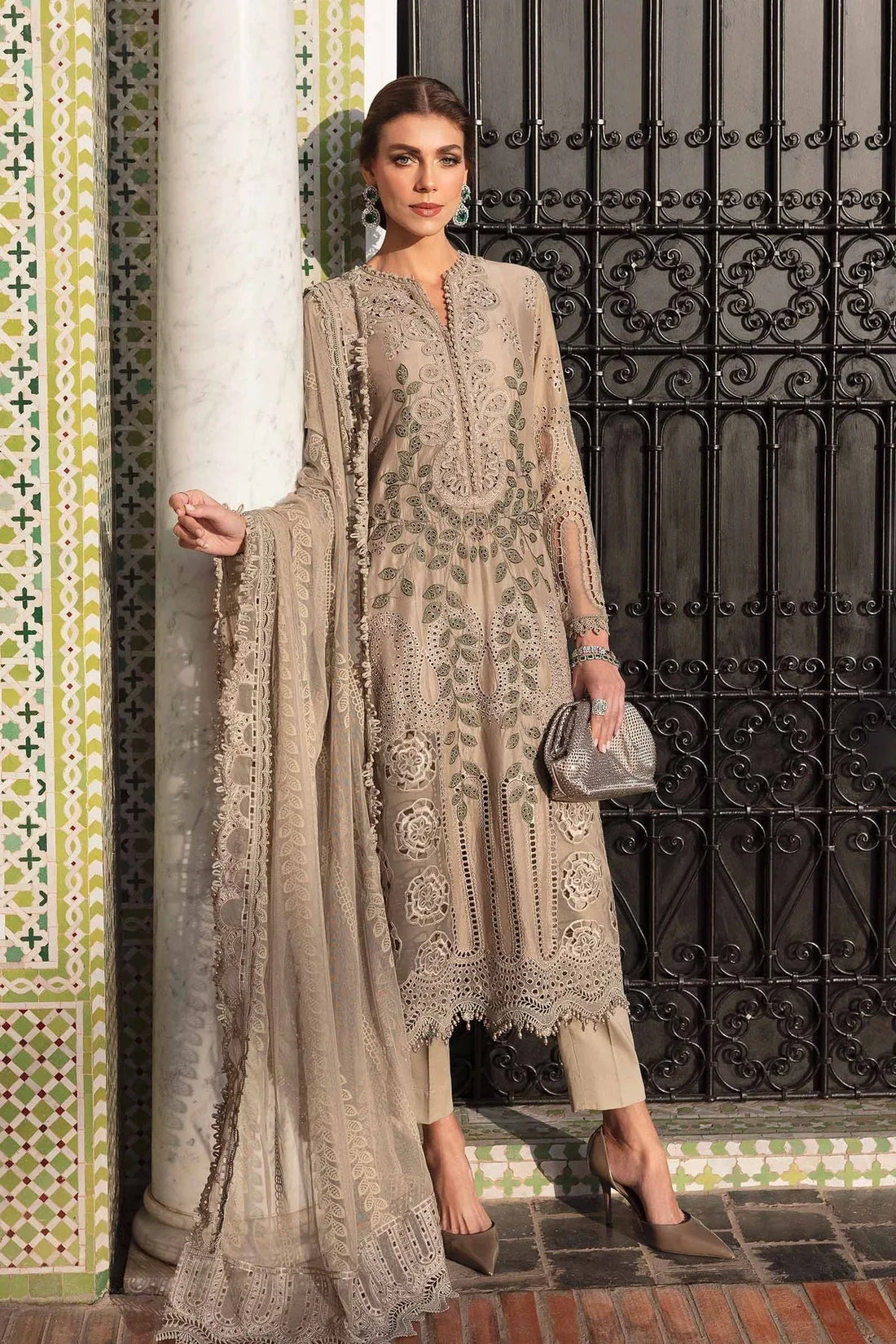 Maria B | Luxury Lawn 25 | D-2503-A - Rang-e-Khaas