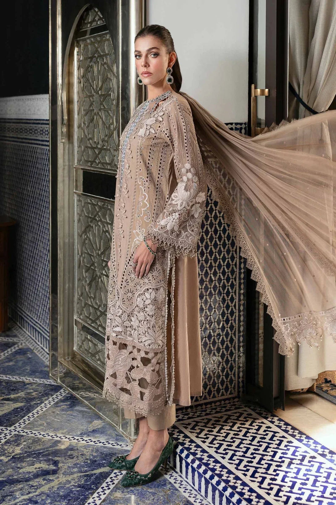 Maria B | Luxury Lawn 25 | D-2503-A - Rang-e-Khaas