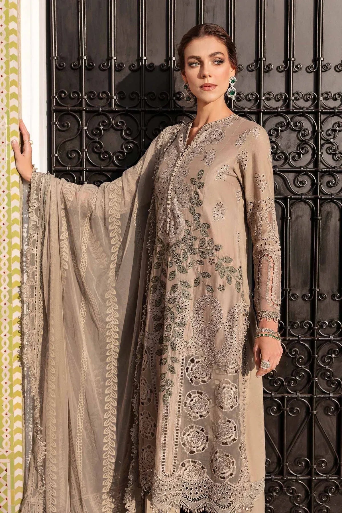 Maria B | Luxury Lawn 25 | D-2503-A - Rang-e-Khaas