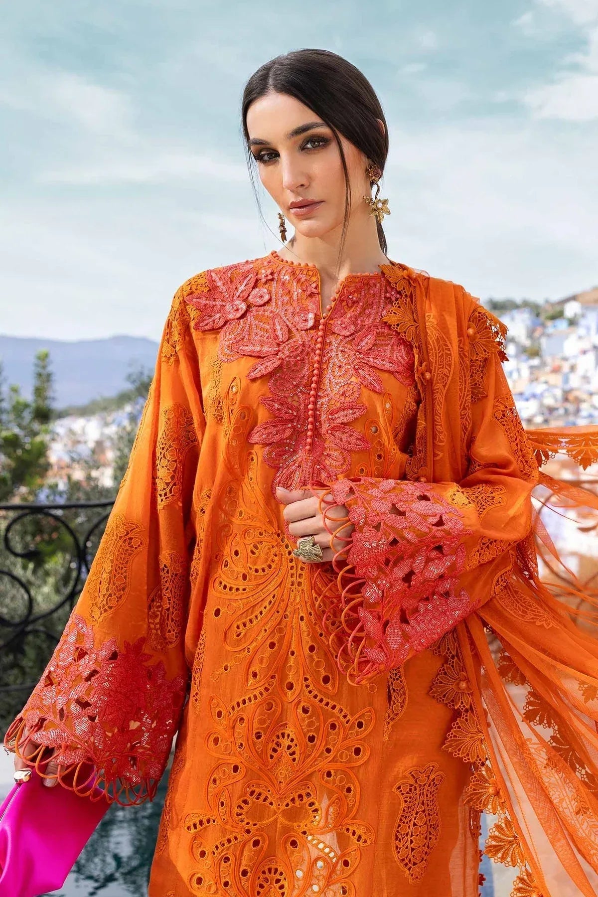 Maria B | Luxury Lawn 25 | D-2505-B - Rang-e-Khaas