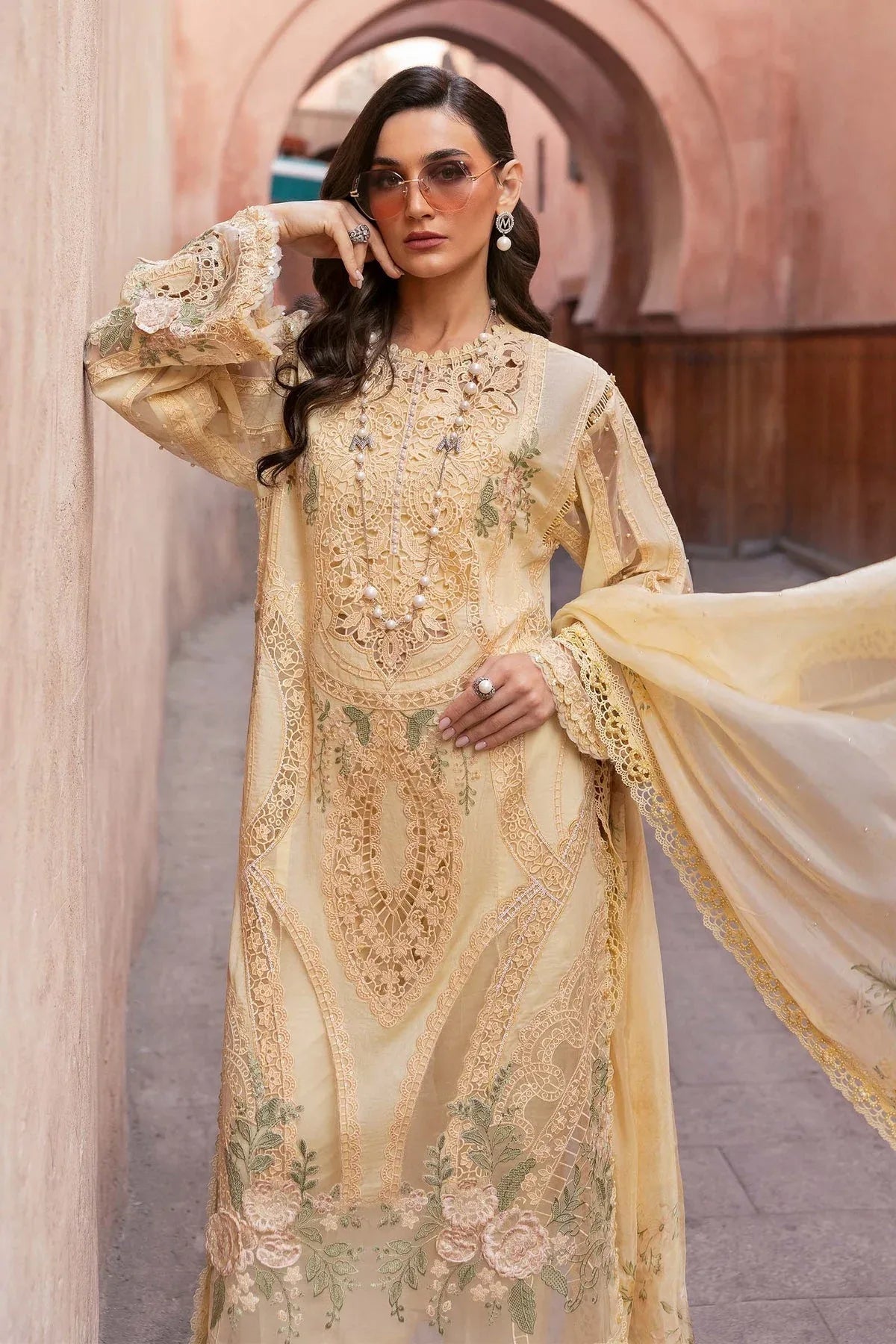 Maria B | Luxury Lawn 25 | D-2509-A - Rang-e-Khaas