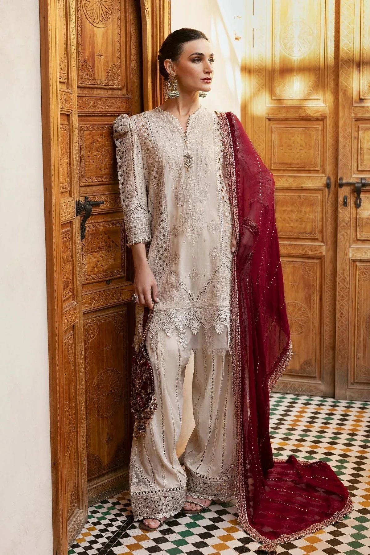 Maria B | Luxury Lawn 25 | D-2511-B - Rang-e-Khaas