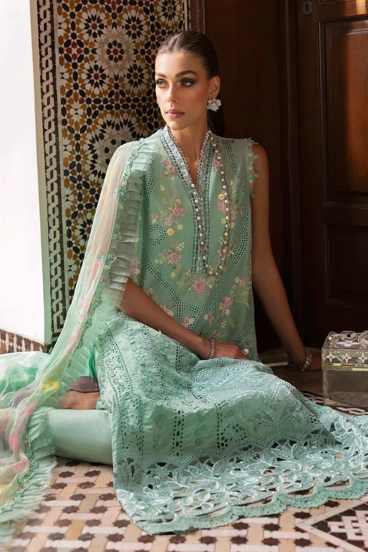 Maria B | Luxury Lawn 25 | D-2514-A - Rang-e-Khaas