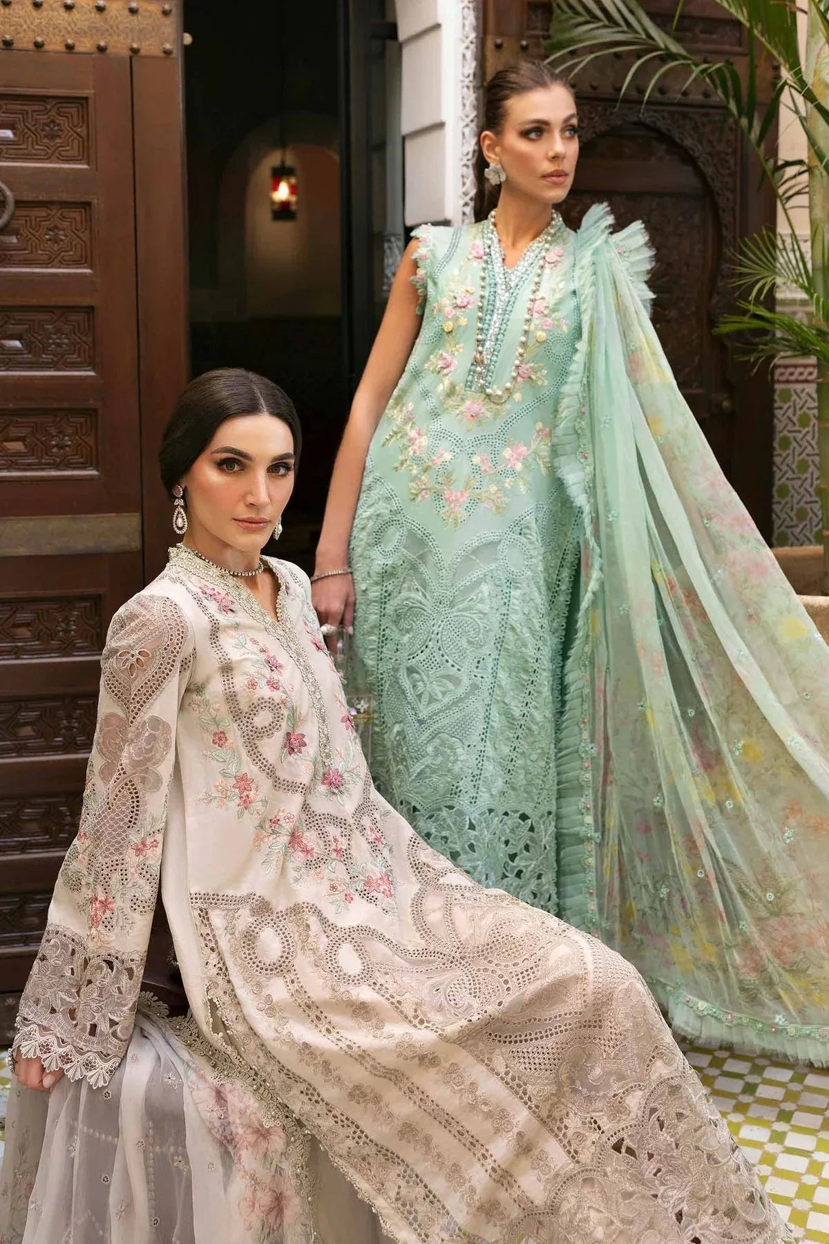 Maria B | Luxury Lawn 25 | D-2514-B - Rang-e-Khaas
