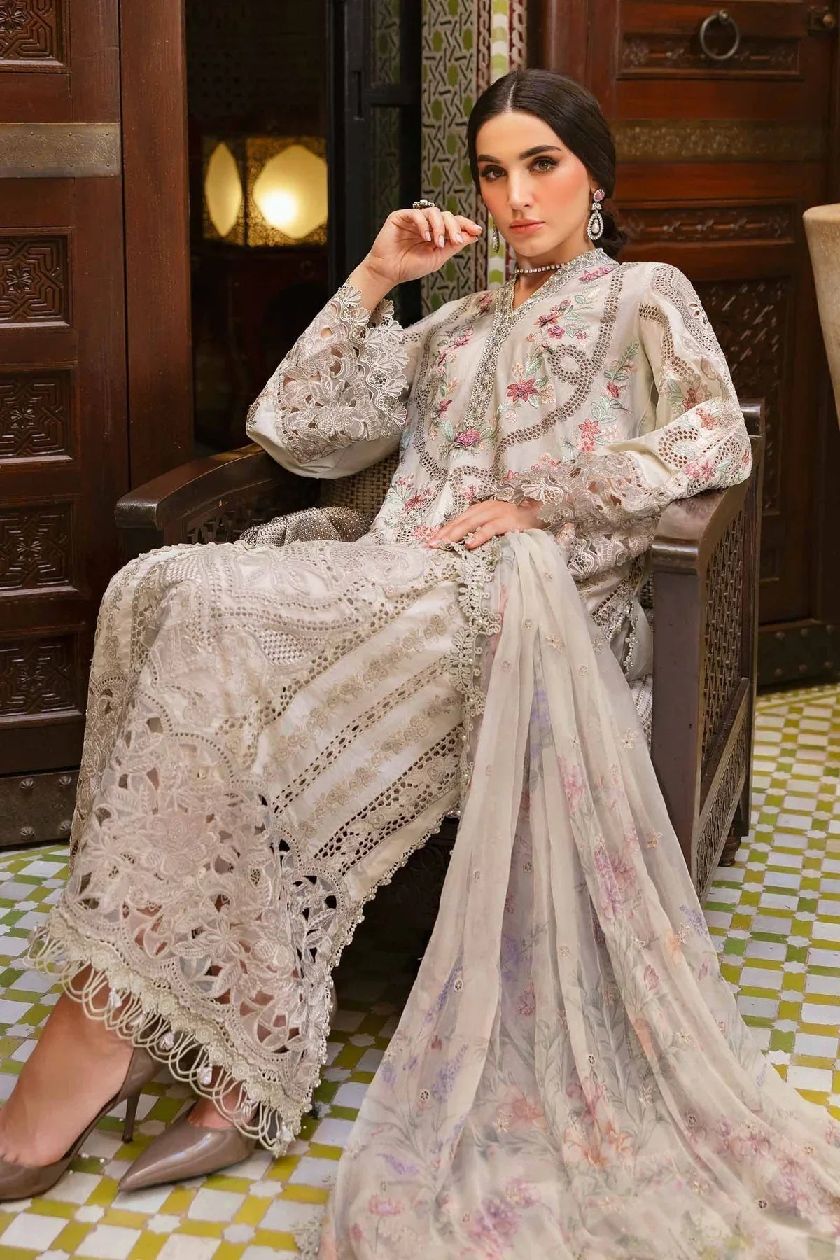 Maria B | Luxury Lawn 25 | D-2514-B - Rang-e-Khaas