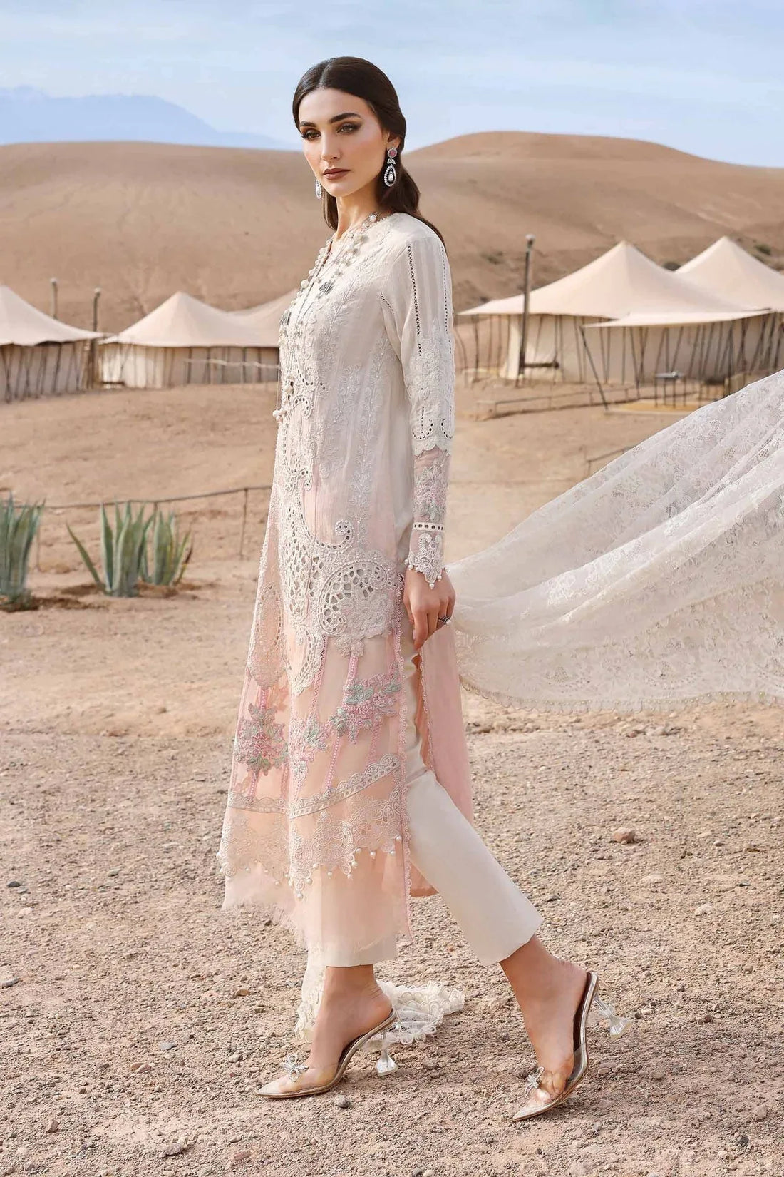 Maria B | Luxury Lawn 25 | D-2515-A - Rang-e-Khaas