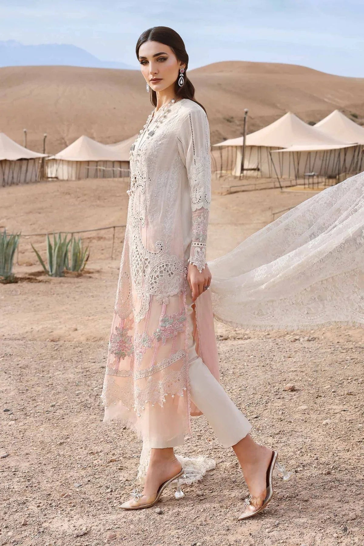Maria B | Luxury Lawn 25 | D-2515-A - Rang-e-Khaas