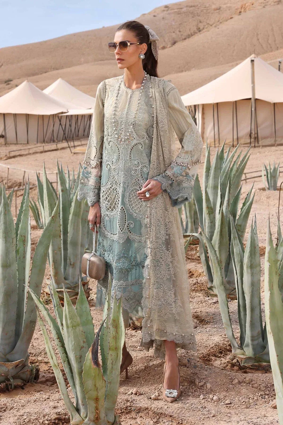 Maria B | Luxury Lawn 25 | D-2515-B - Rang-e-Khaas