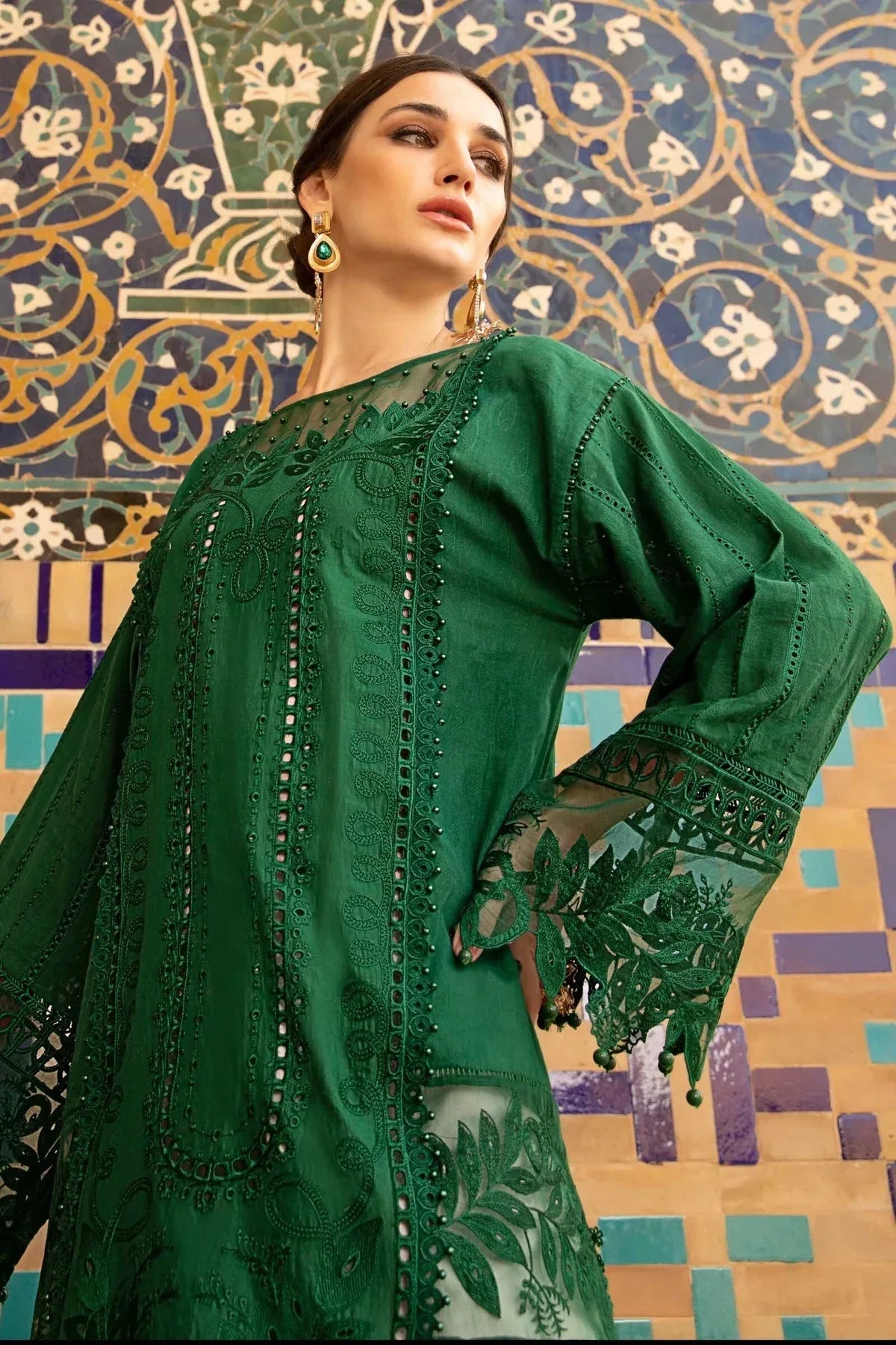 Maria B | Luxury Lawn | D-2310-B - Rang-e-Khaas