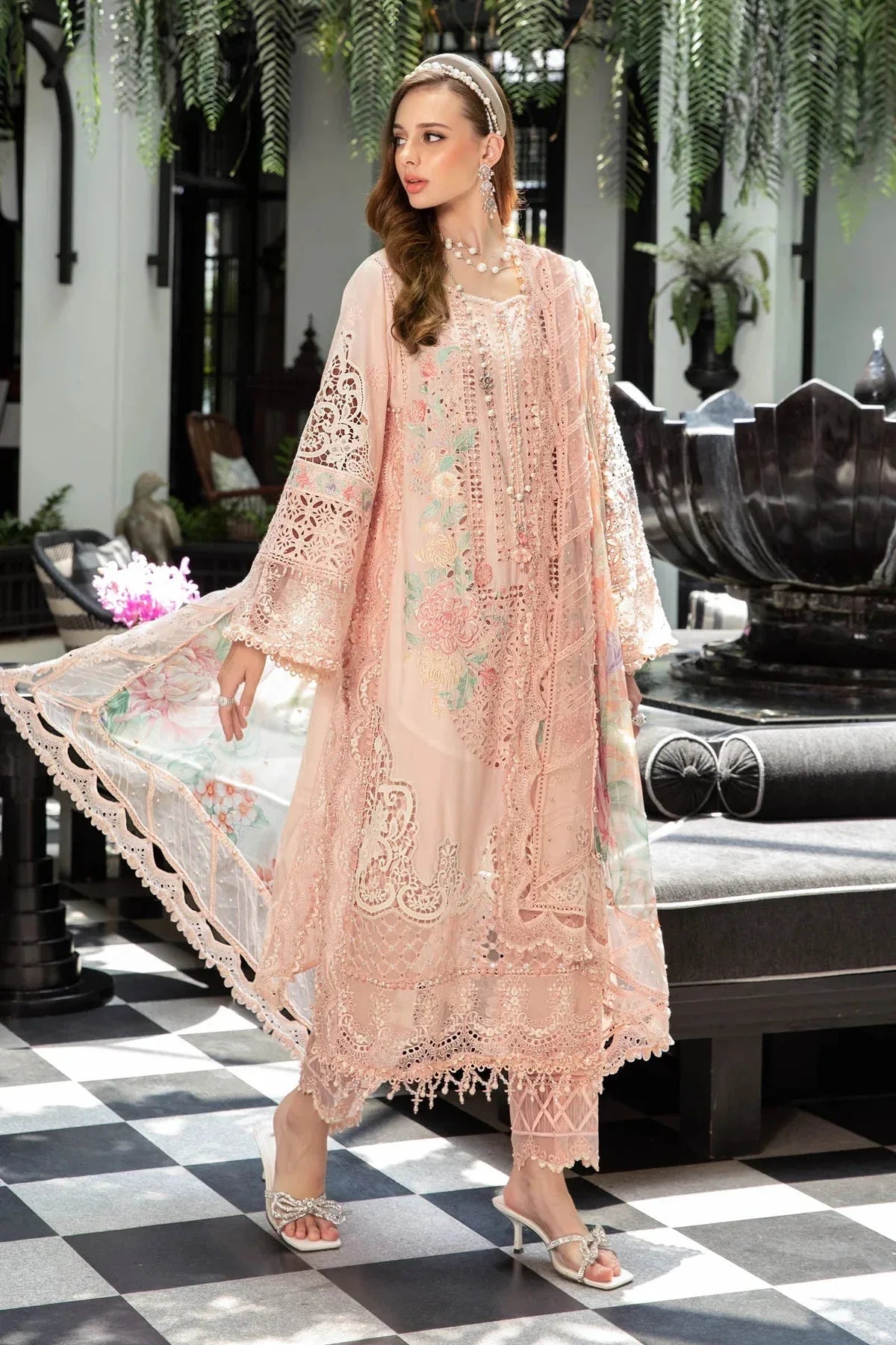 Maria B | Luxury Lawn | EL-23-07-Peach - Rang-e-Khaas