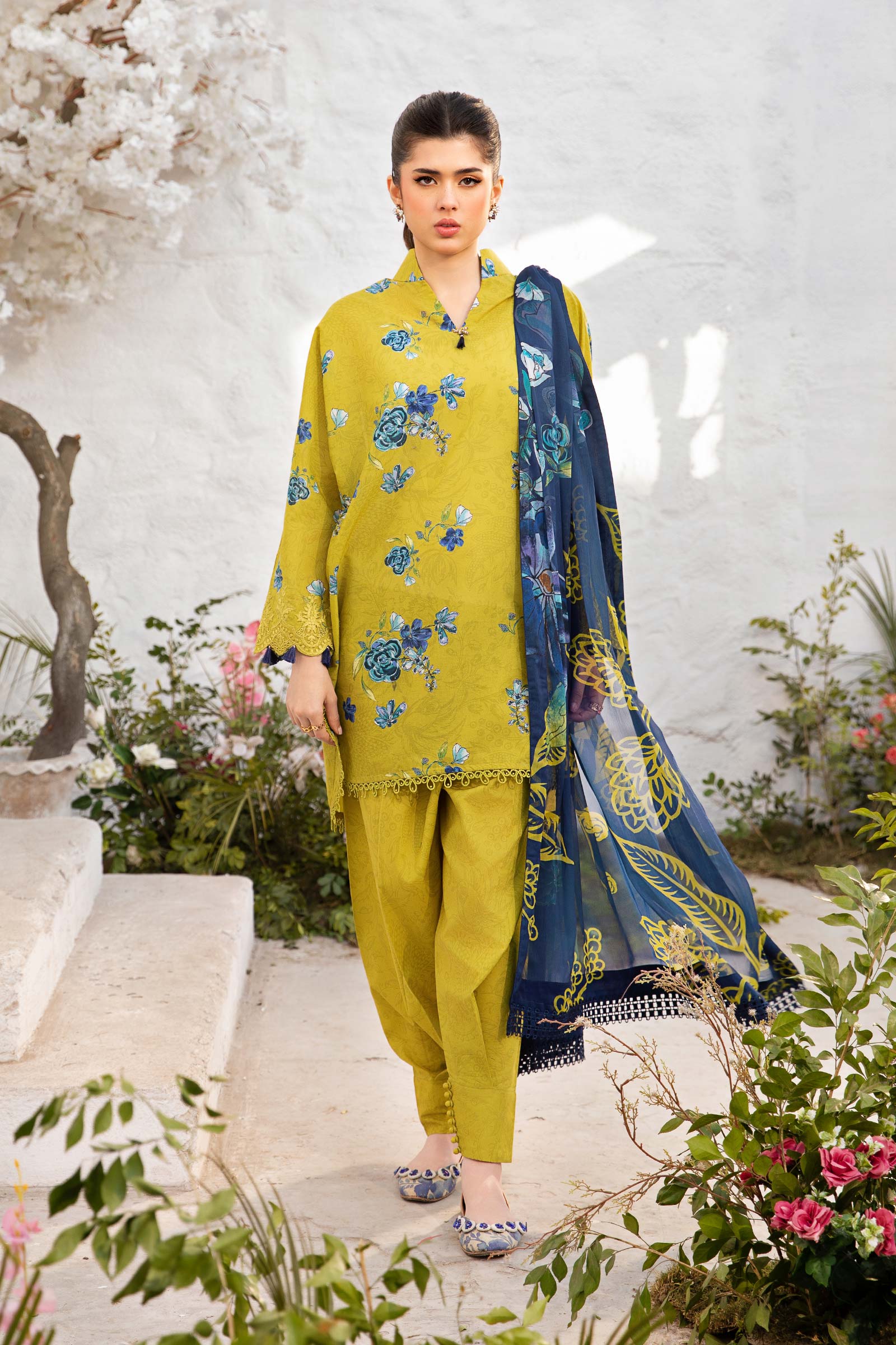 Maria B | M Basic Summer Lawn 25 | MB-CUS25-702A - Rang-e-Khaas