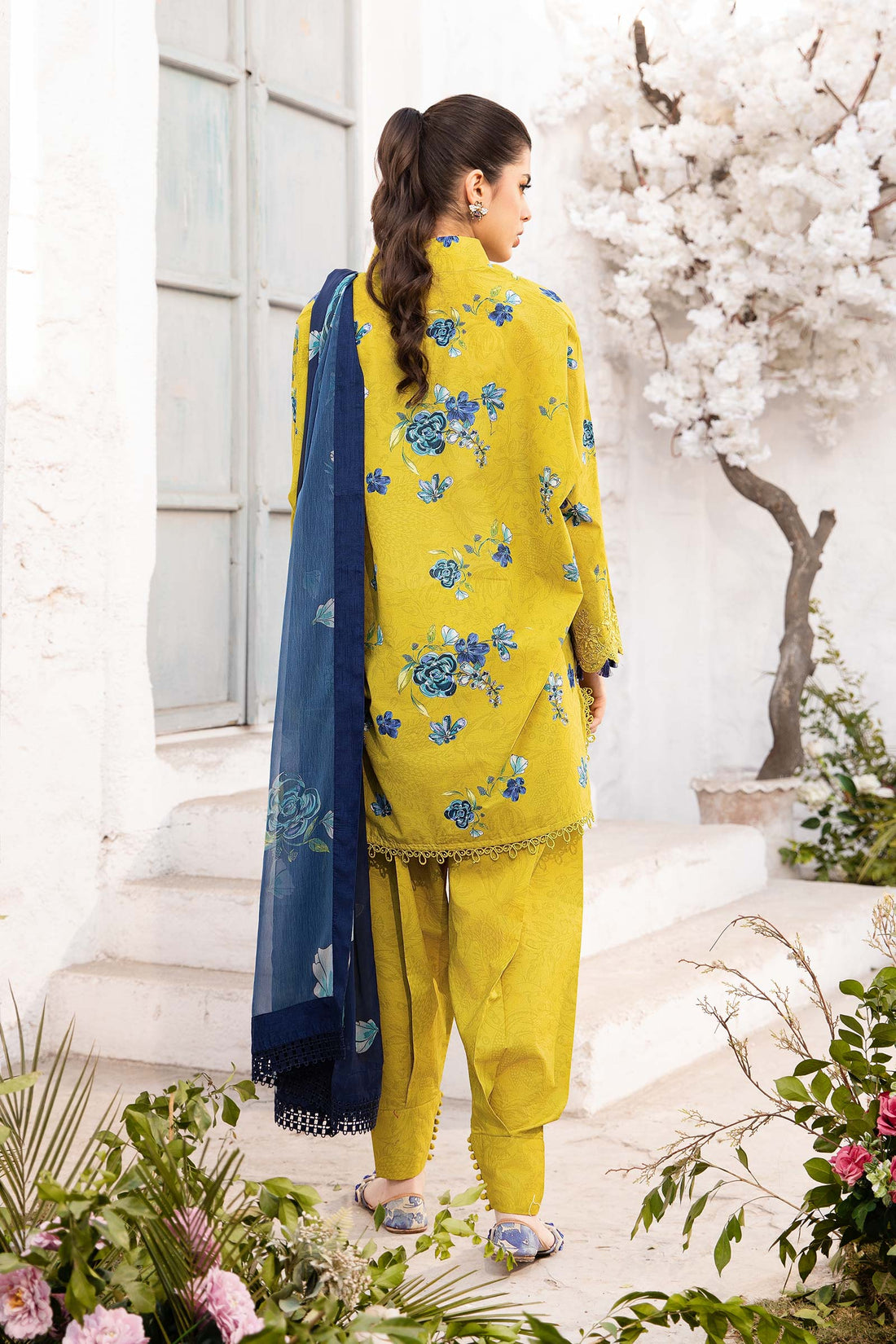 Maria B | M Basic Summer Lawn 25 | MB-CUS25-702A - Rang-e-Khaas