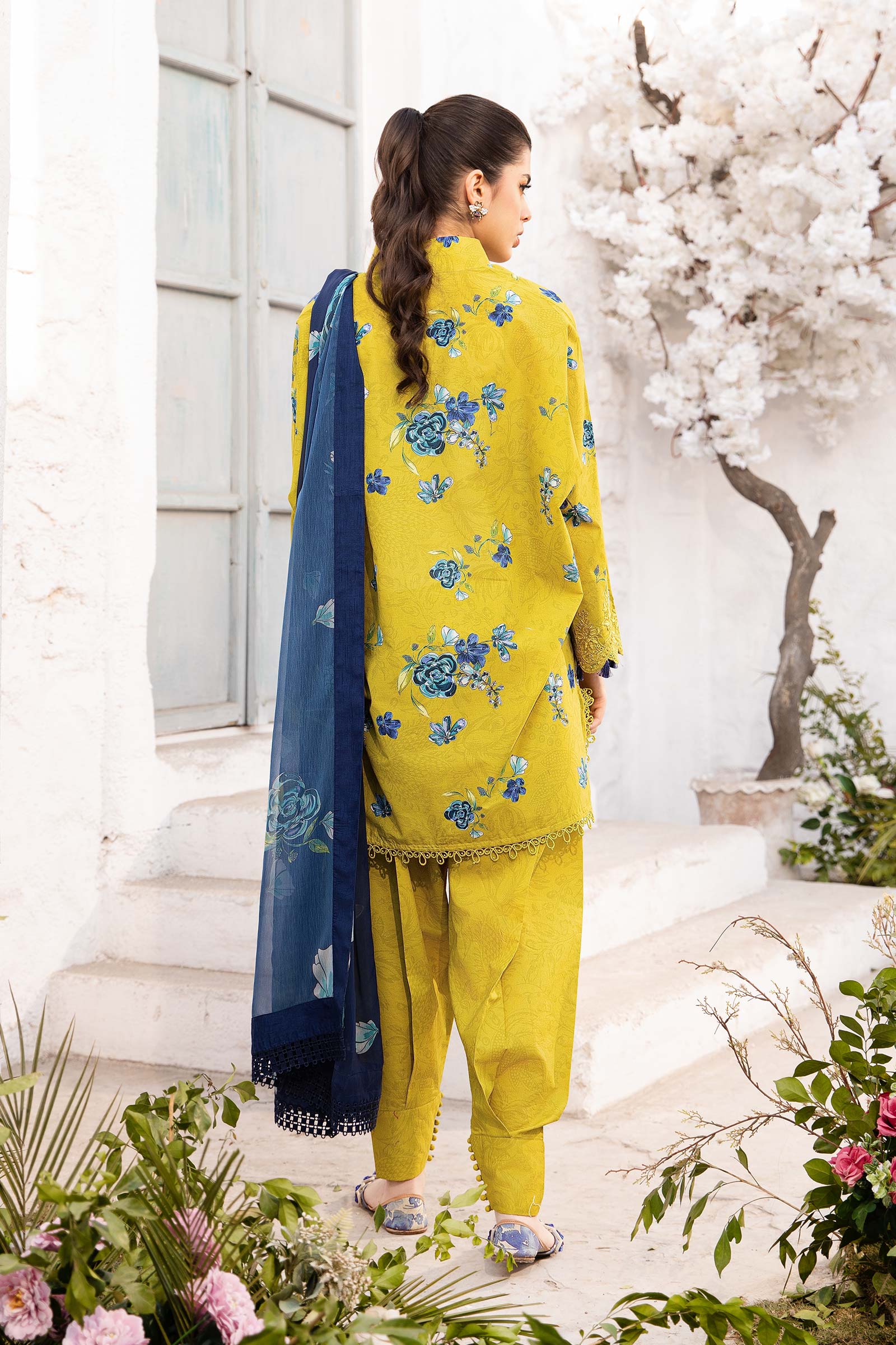 Maria B | M Basic Summer Lawn 25 | MB-CUS25-702A - Rang-e-Khaas