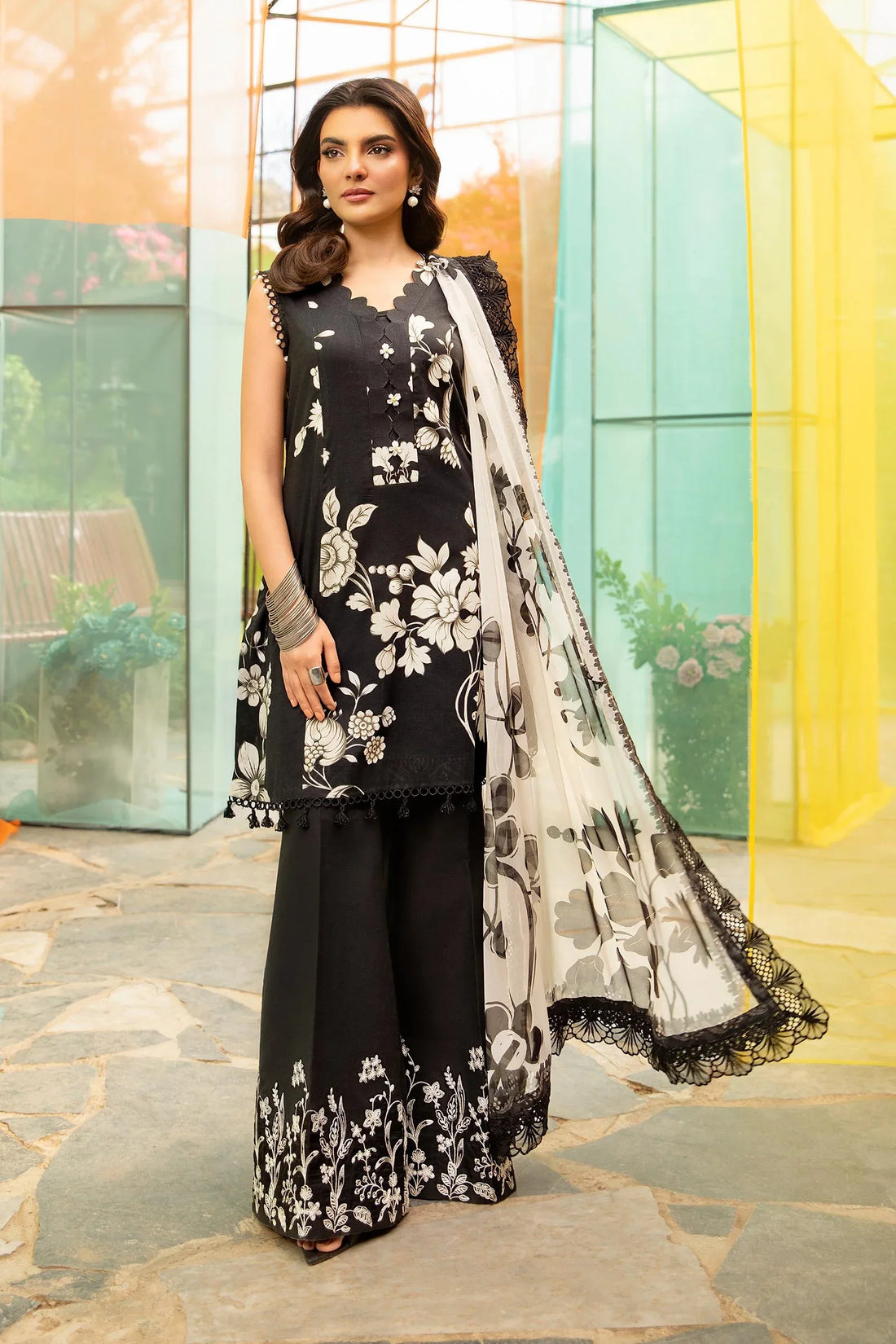 Maria B | M Basic Summer Lawn 25 | MB-CUS25-706B - Rang-e-Khaas