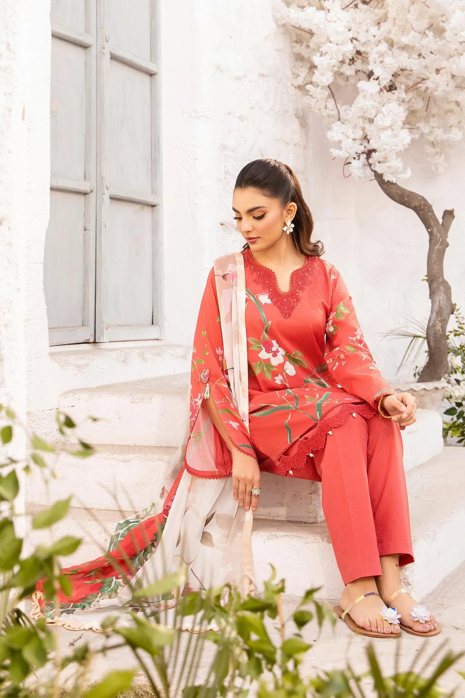 Maria B | M Basic Summer Lawn 25 | MB-CUS25-707B - Rang-e-Khaas