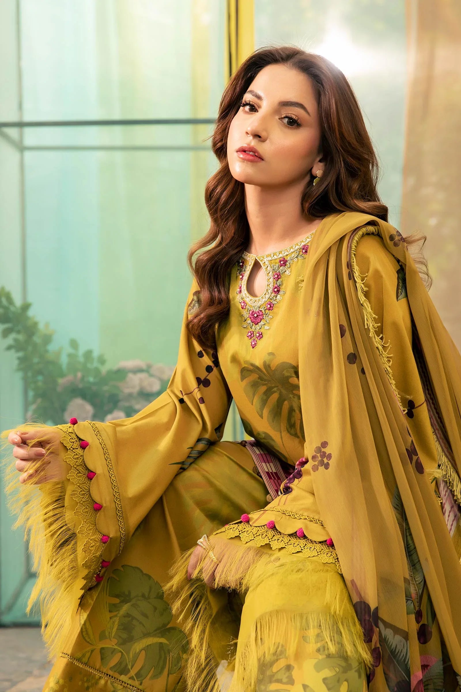 Maria B | M Basic Summer Lawn 25 | MB-CUS25-710A - Rang-e-Khaas
