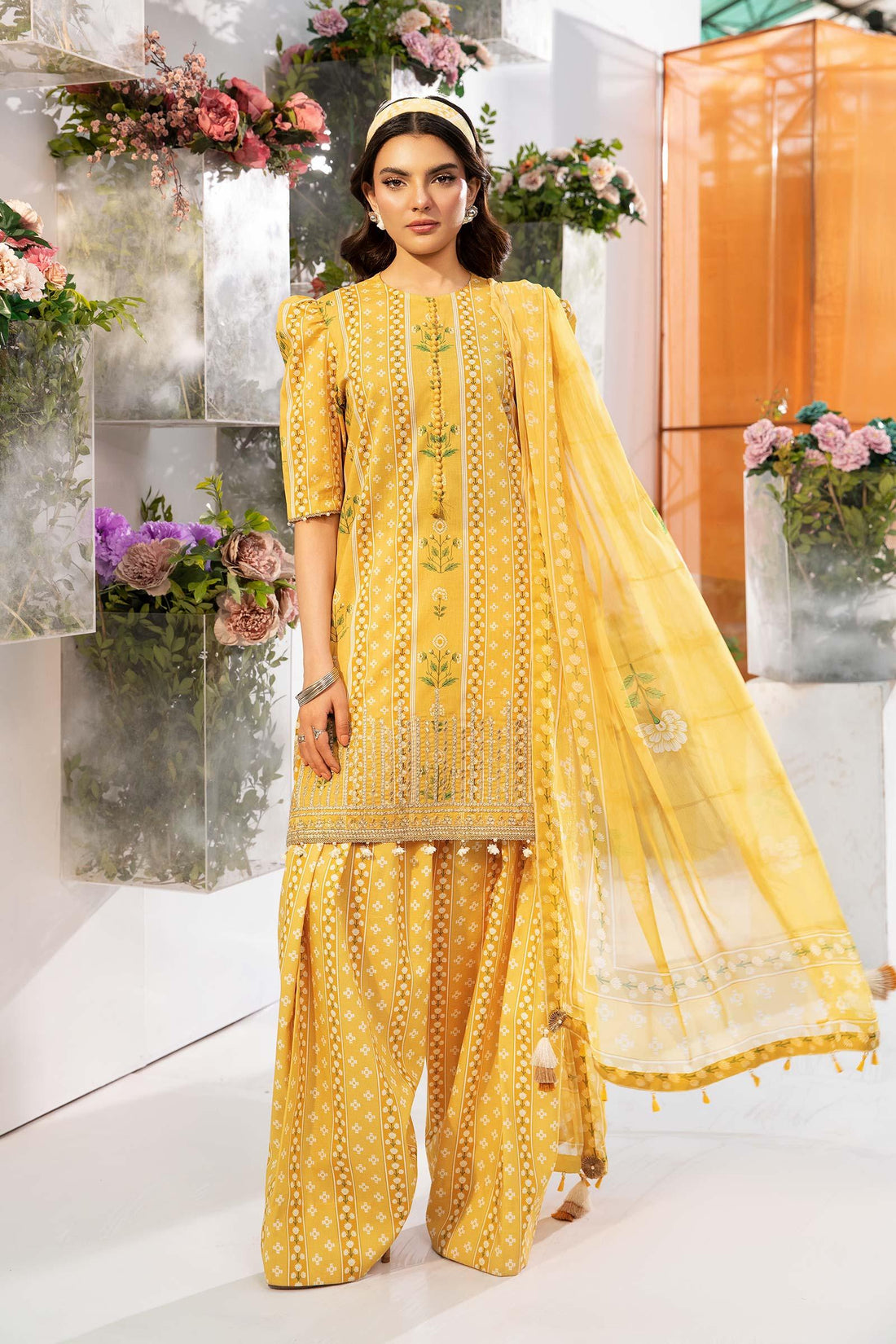 Maria B | M Basic Summer Lawn 25 | MB-CUS25-711A - Rang-e-Khaas