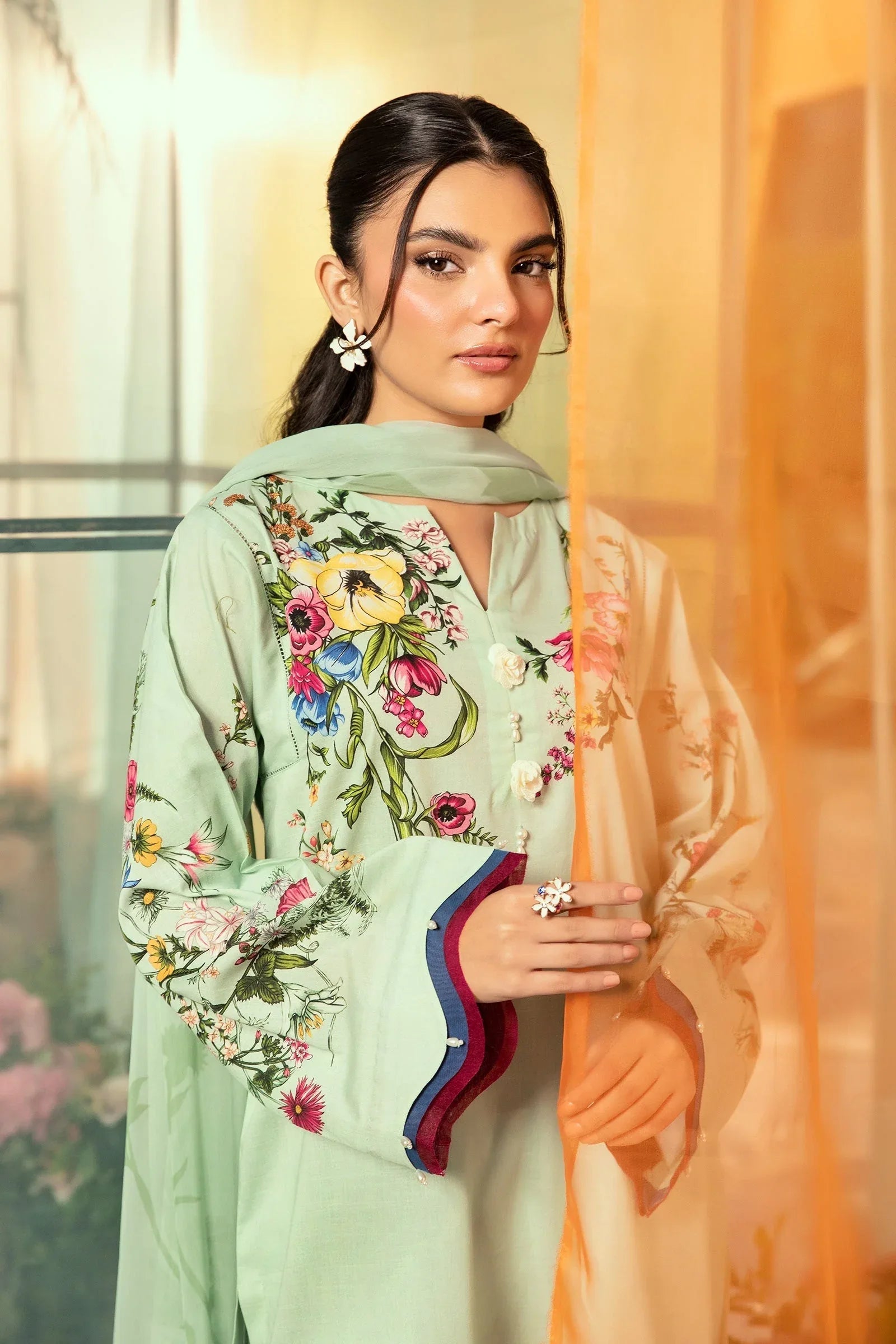 Maria B | M Basic Summer Lawn 25 | MB-CUS25-712B - Rang-e-Khaas