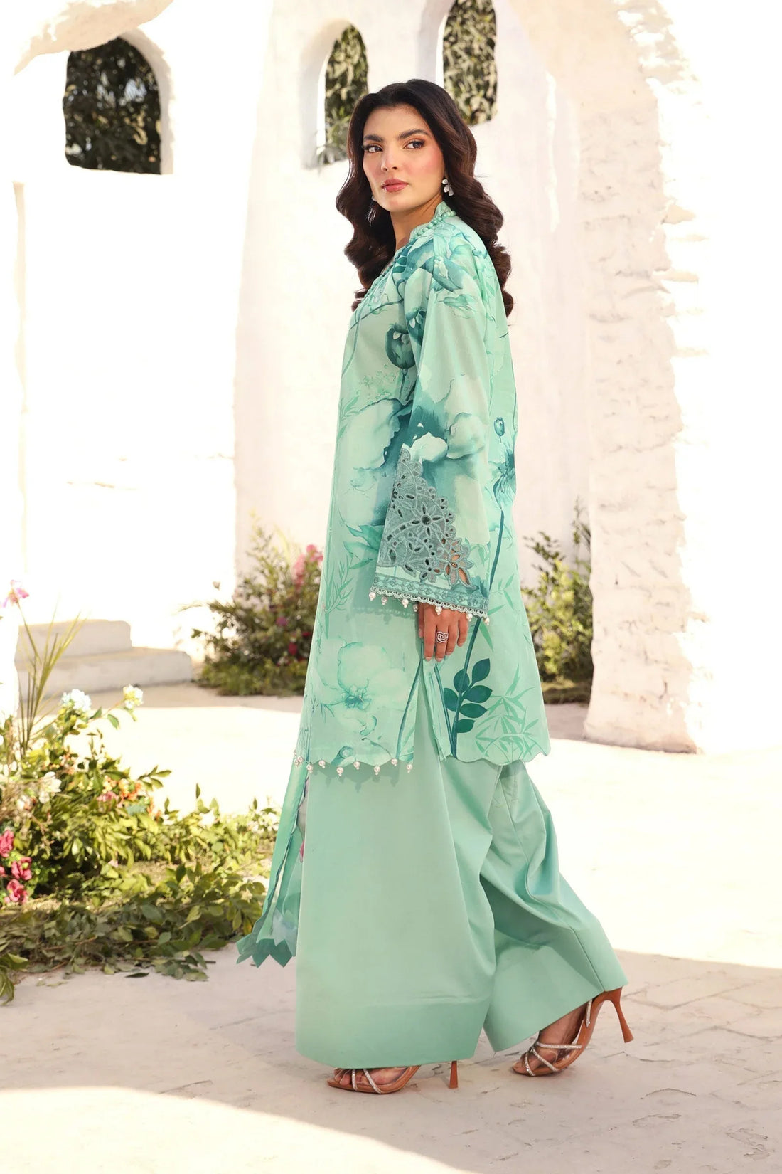 Maria B | M Basic Summer Lawn 25 | MB-CUS25-713A - Rang-e-Khaas