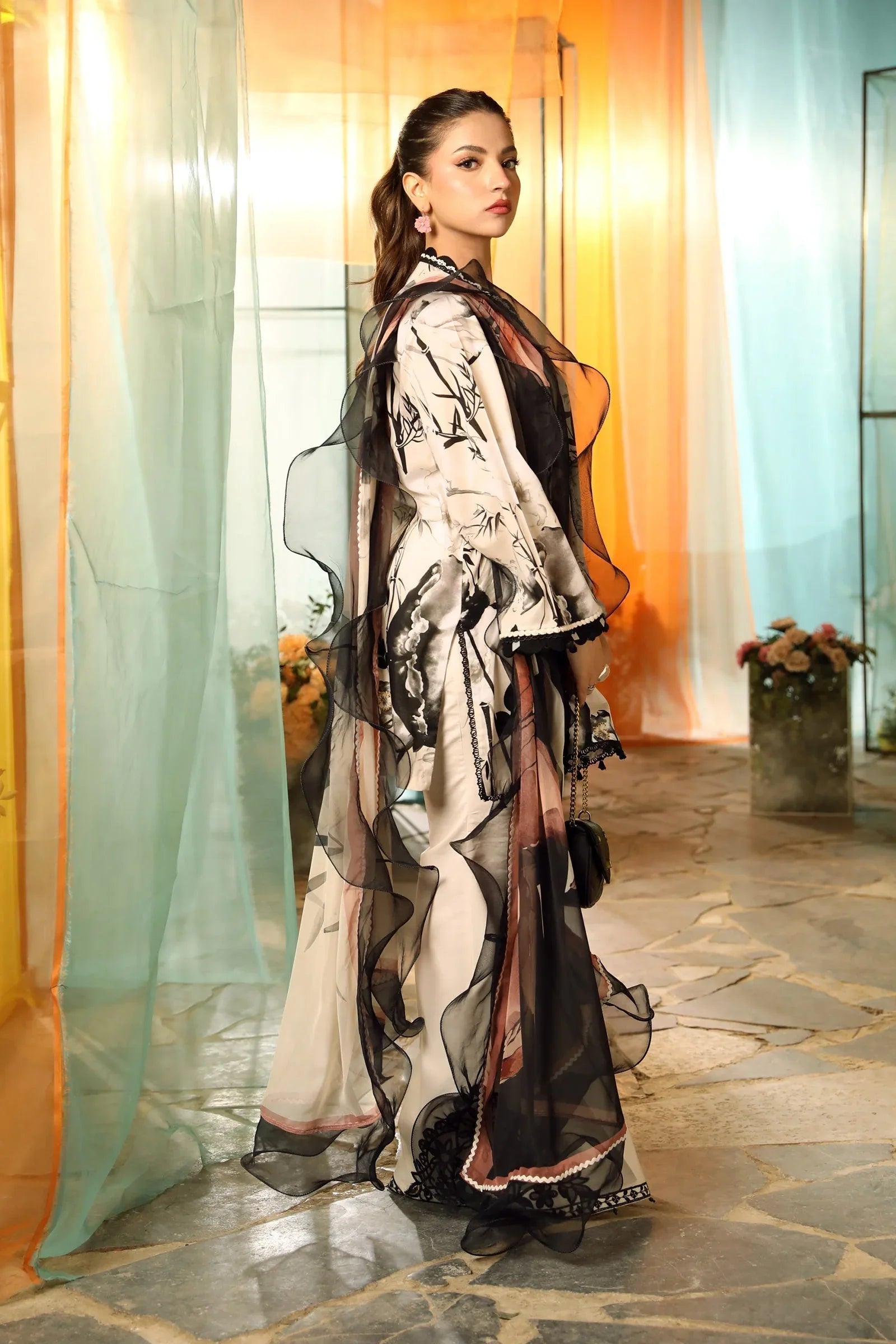 Maria B | M Basic Summer Lawn 25 | MB-CUS25-713B - Rang-e-Khaas