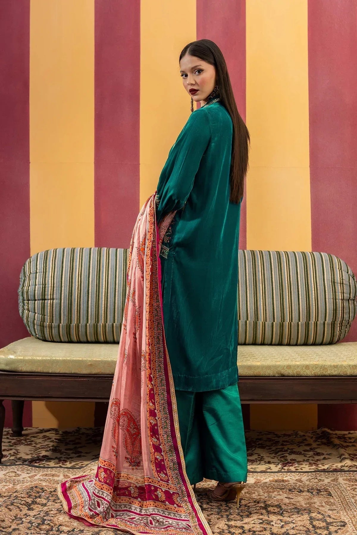 Maria B | M Basics Festive Velvet | MB-USW24-604 - Rang-e-Khaas