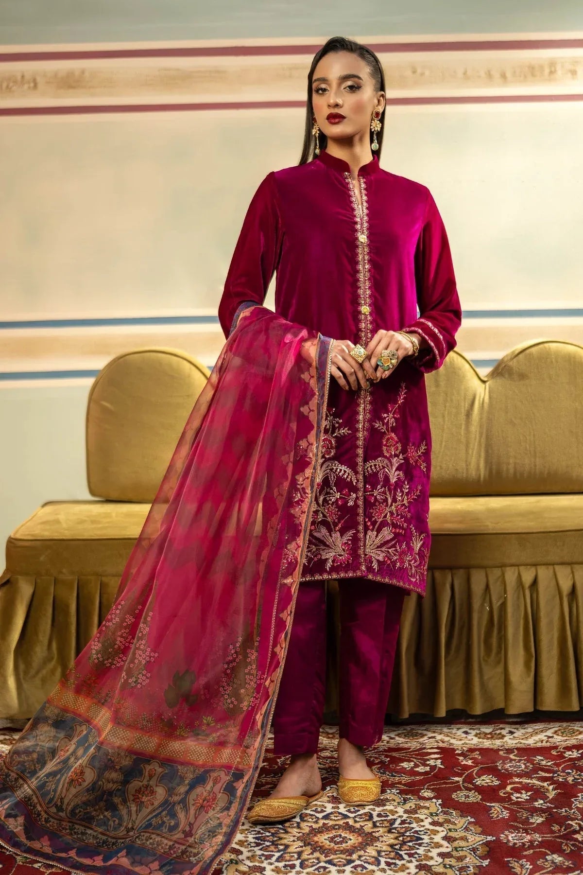 Maria B | M Basics Festive Velvet | MB-USW24-605 - Rang-e-Khaas