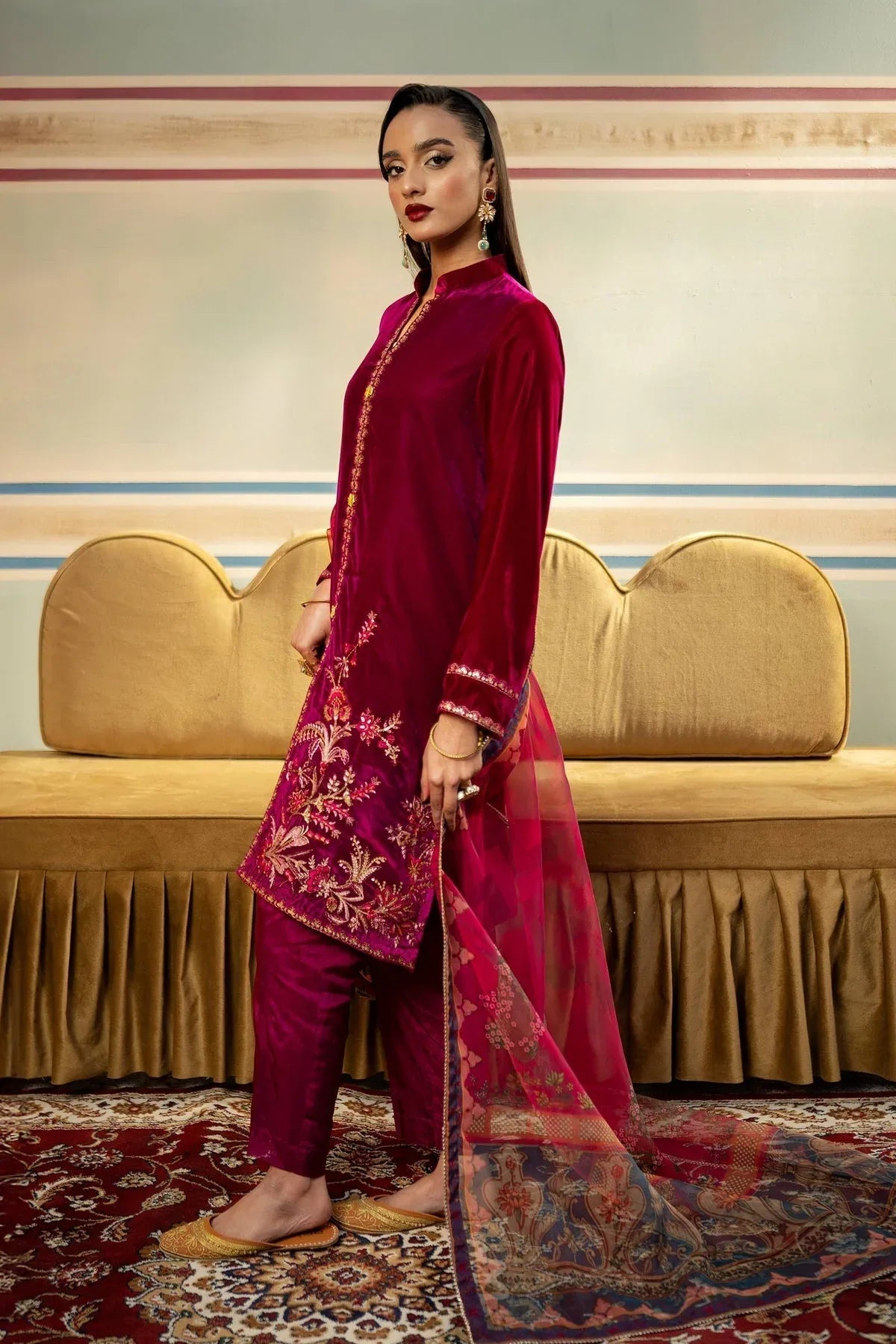 Maria B | M Basics Festive Velvet | MB-USW24-605 - Rang-e-Khaas
