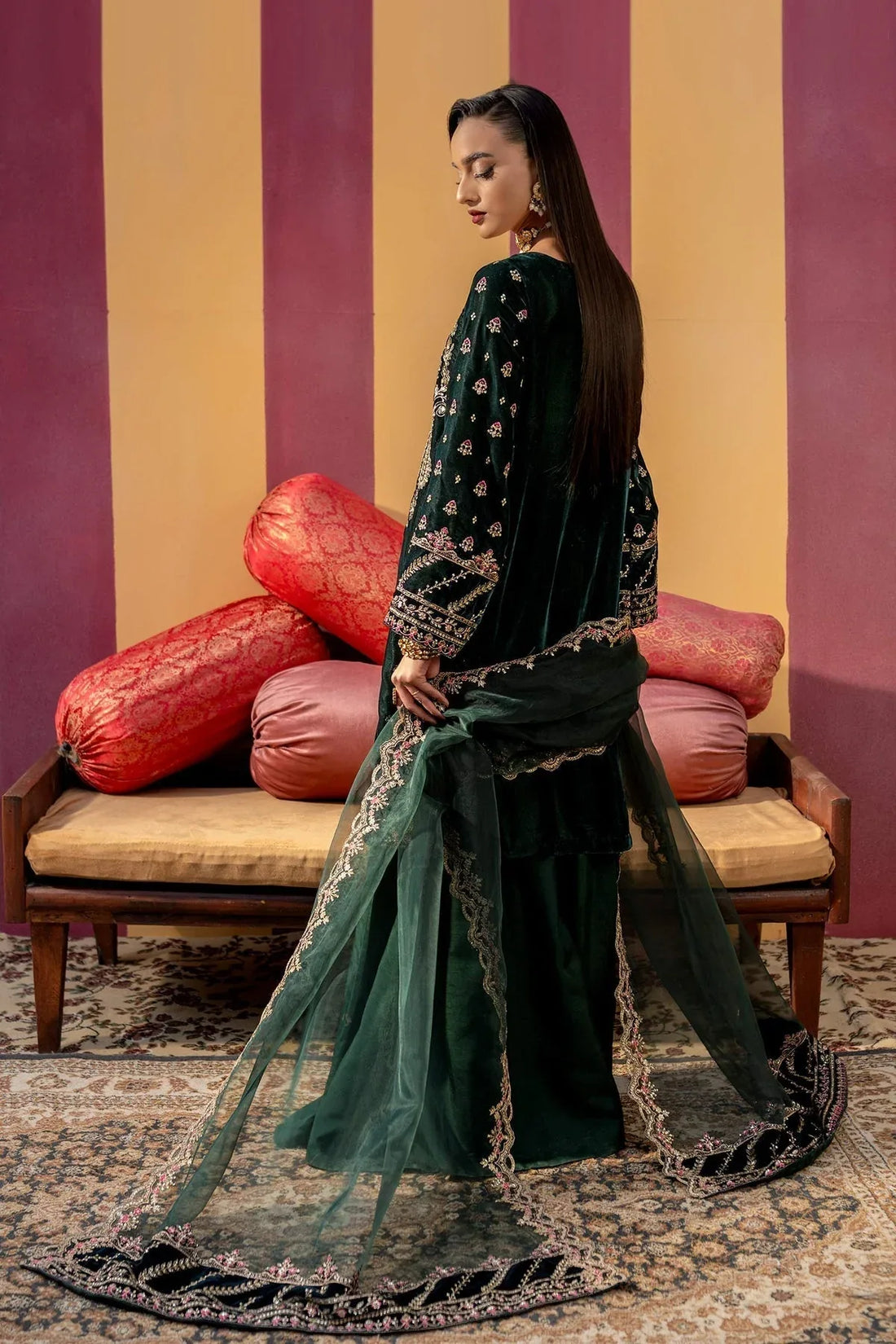 Maria B | M Basics Festive Velvet | MB-USW24-606 - Rang-e-Khaas