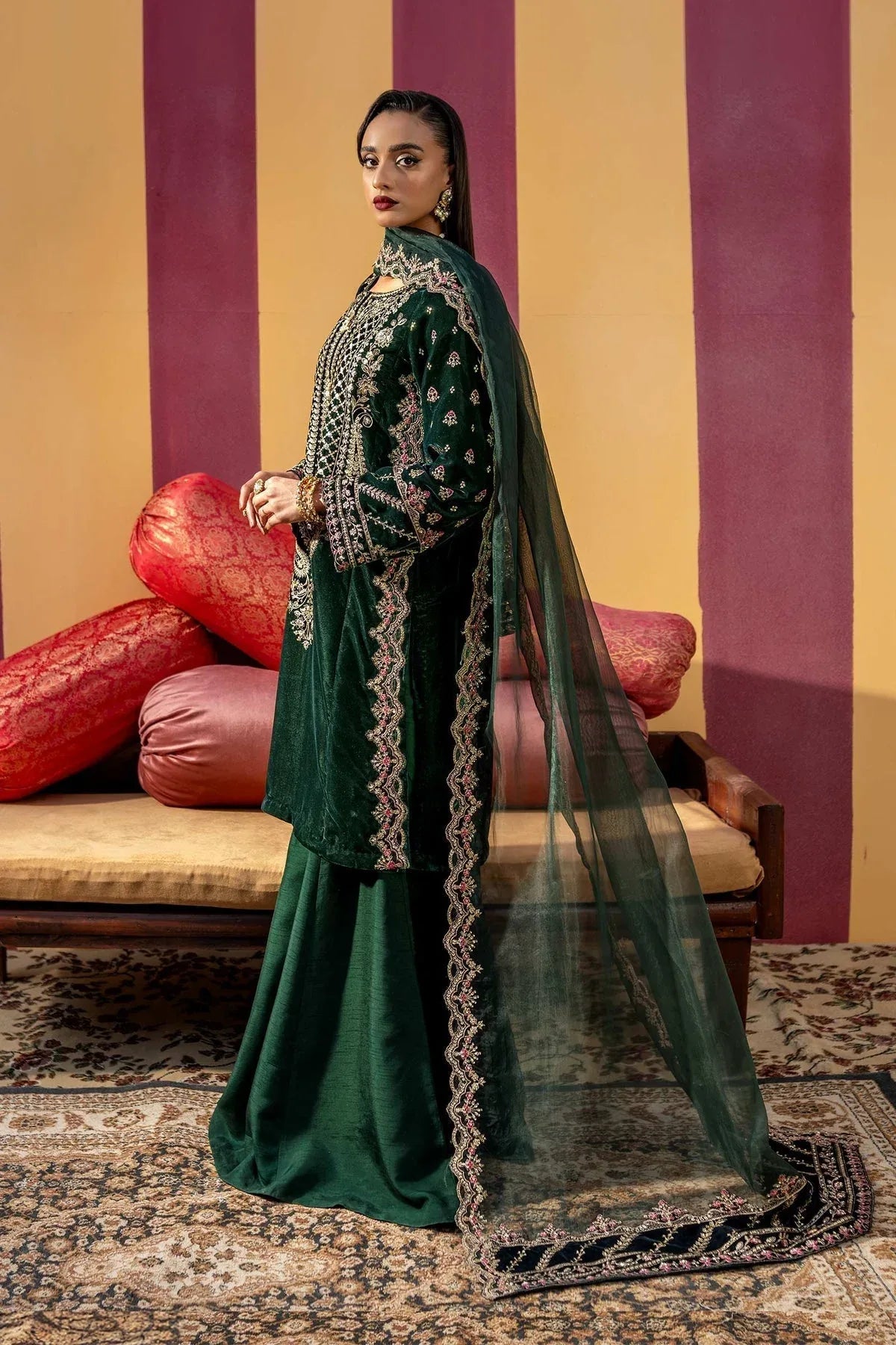 Maria B | M Basics Festive Velvet | MB-USW24-606 - Rang-e-Khaas