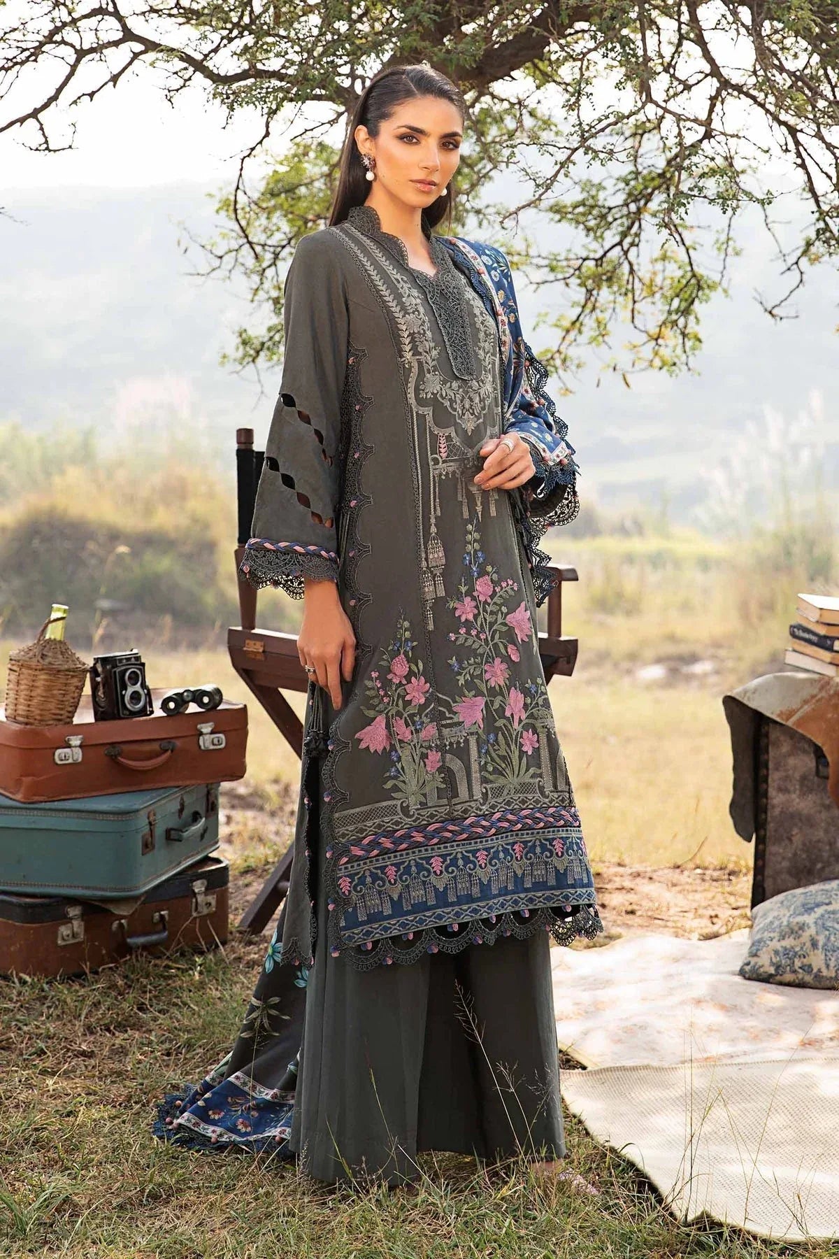 Maria B | M Prints Winter 24 | MPT-2401-A - Rang-e-Khaas