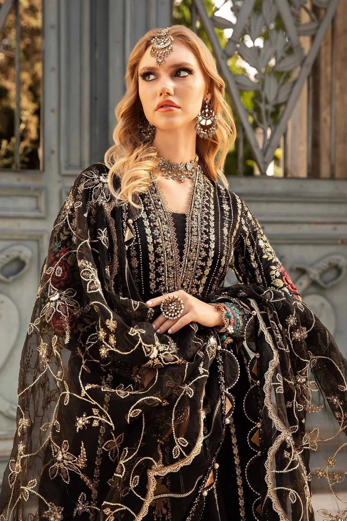 Maria B | Sateen Formals 24 | CST-806 - Rang-e-Khaas