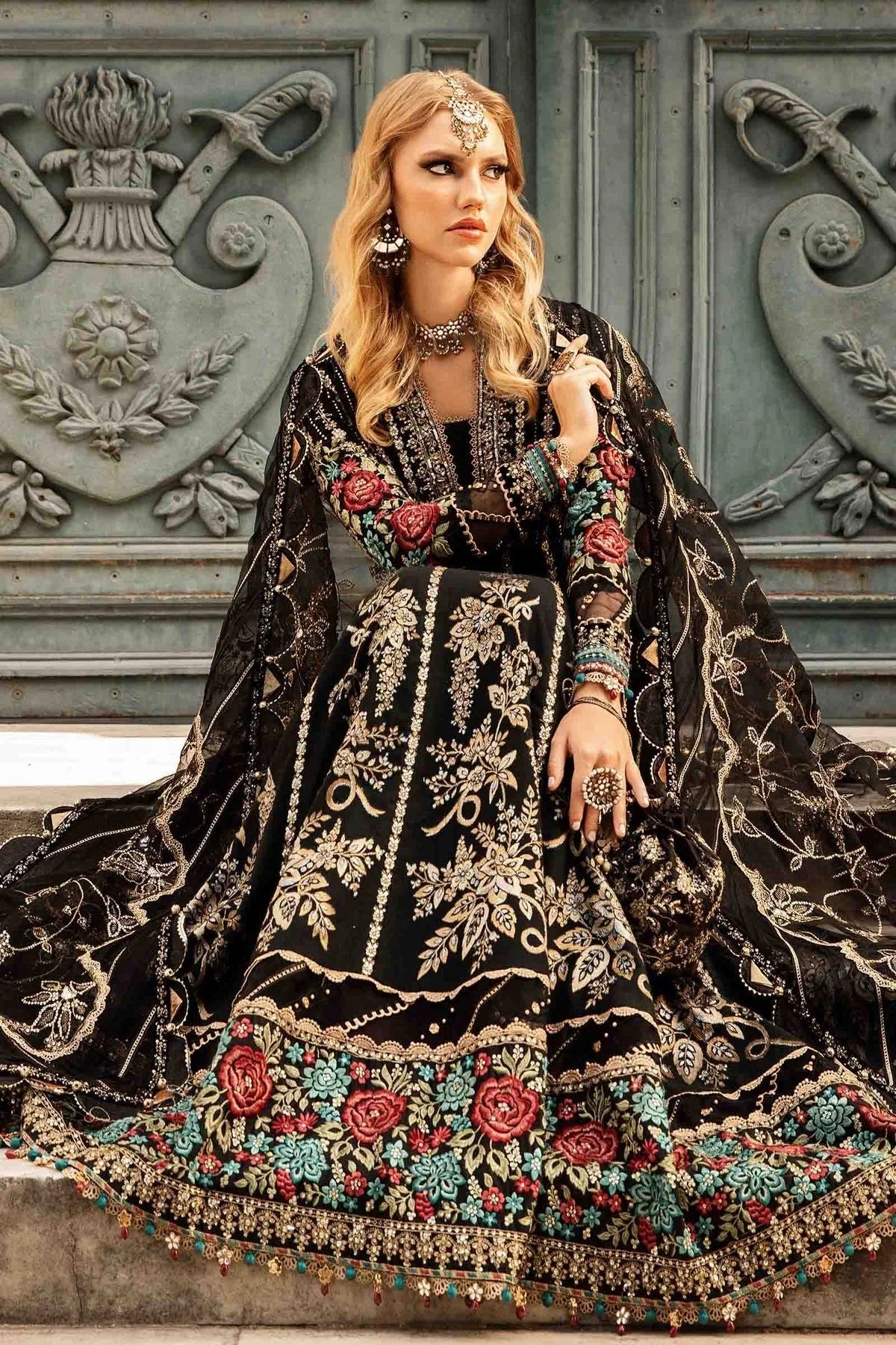 Maria B | Sateen Formals 24 | CST-806 - Rang-e-Khaas
