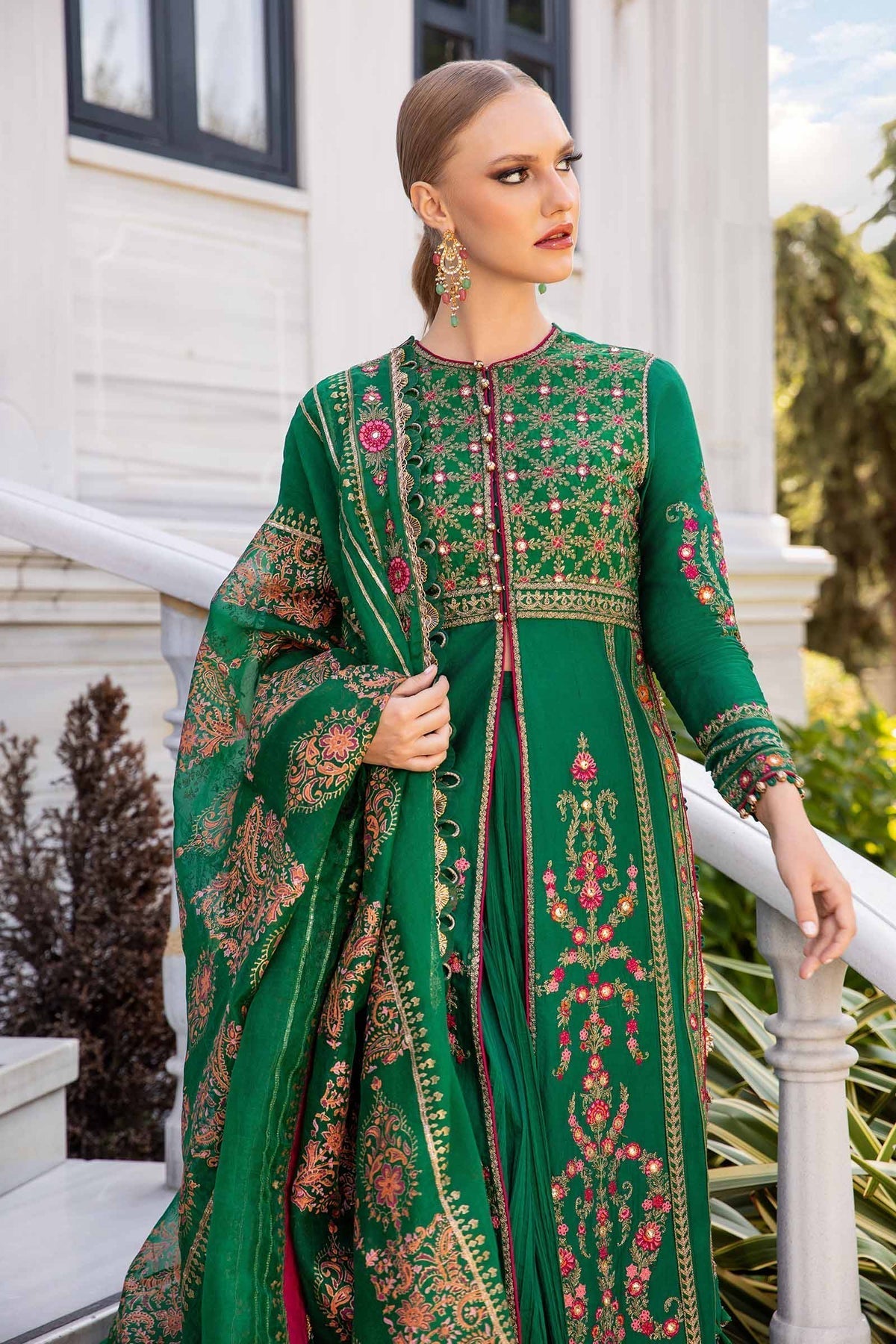 Maria B | Sateen Formals 24 | CST-811 - Rang-e-Khaas