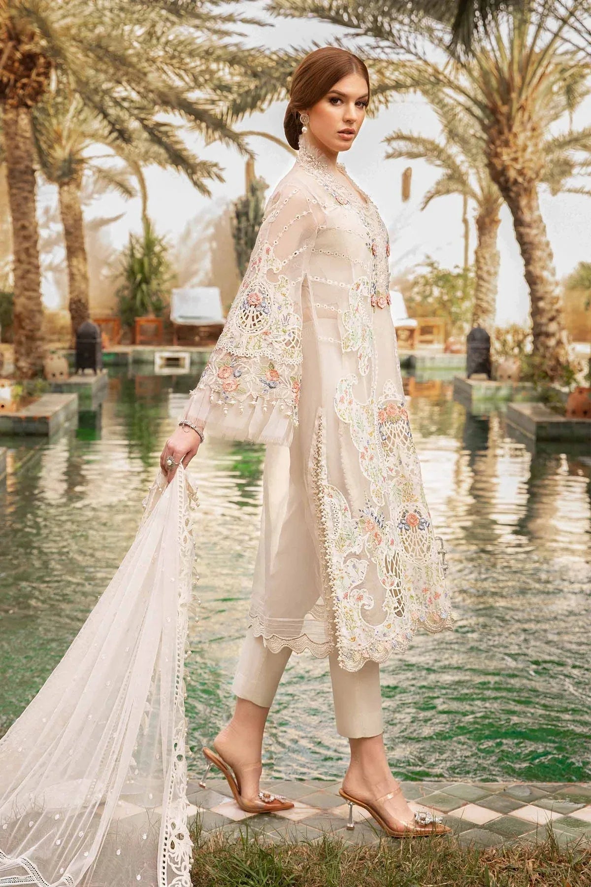 Maria B | Voyage a' Luxe Lawn | D-2405-A - Rang-e-Khaas