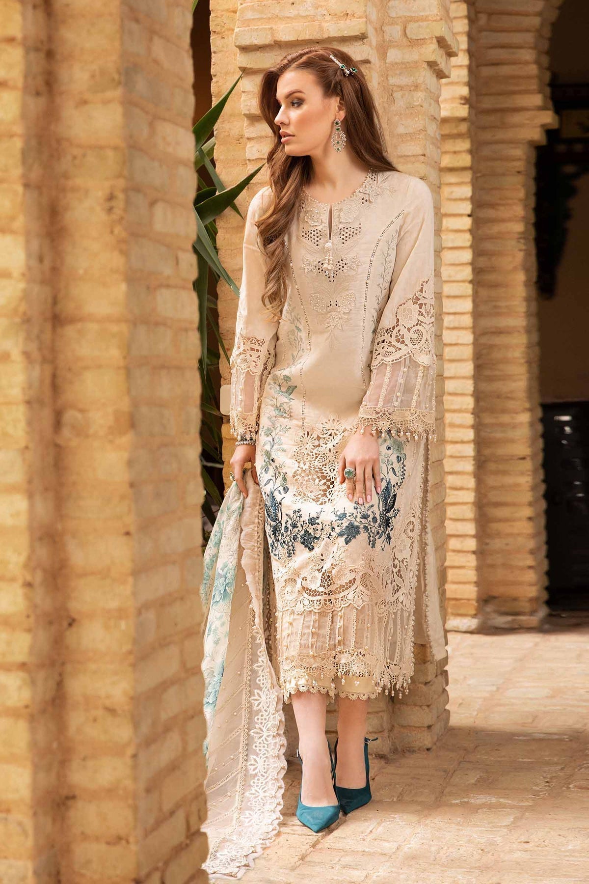 Maria B | Voyage a' Luxe Lawn | D-2414-B - Rang-e-Khaas