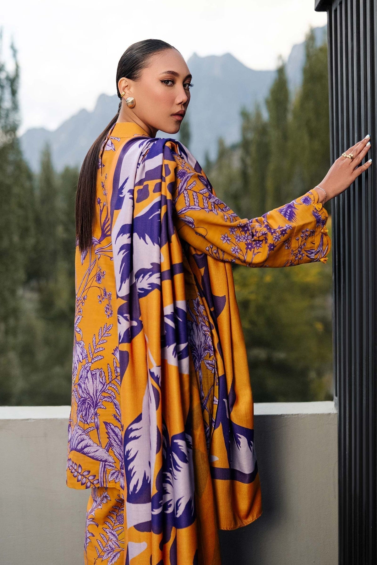 Maria B | Winter Basics 2024 |  501-A - Rang-e-Khaas