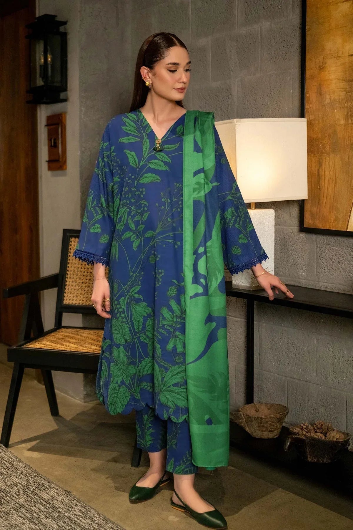 Maria B | Winter Basics 2024 |  501-B - Rang-e-Khaas